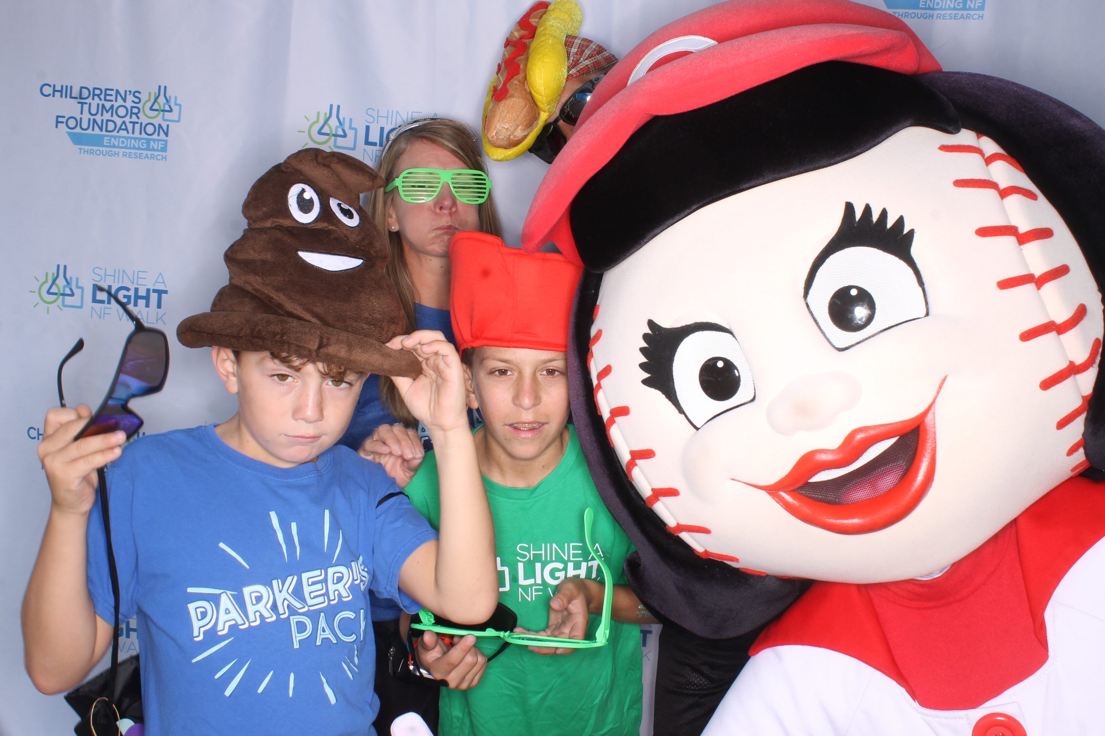 Shine A Light NF Walk 2025 | View more photos from the event at gallery.photoboothcincy.com/u/PhotoBoothCincy/Shine-A-Light-NF-Walk-2025