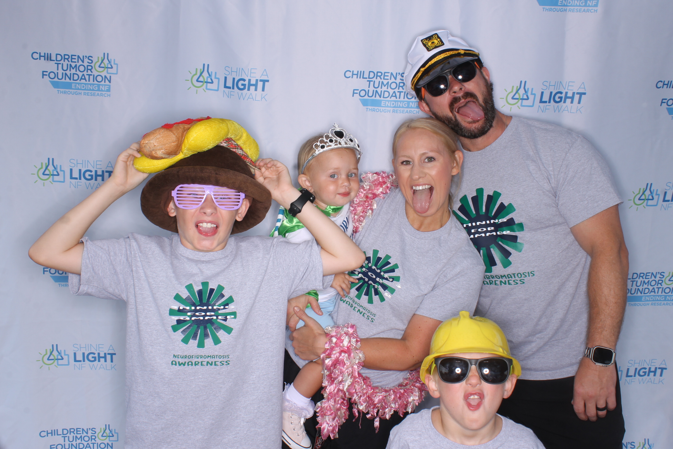 Shine A Light NF Walk 2025 | View more photos from the event at gallery.photoboothcincy.com/u/PhotoBoothCincy/Shine-A-Light-NF-Walk-2025