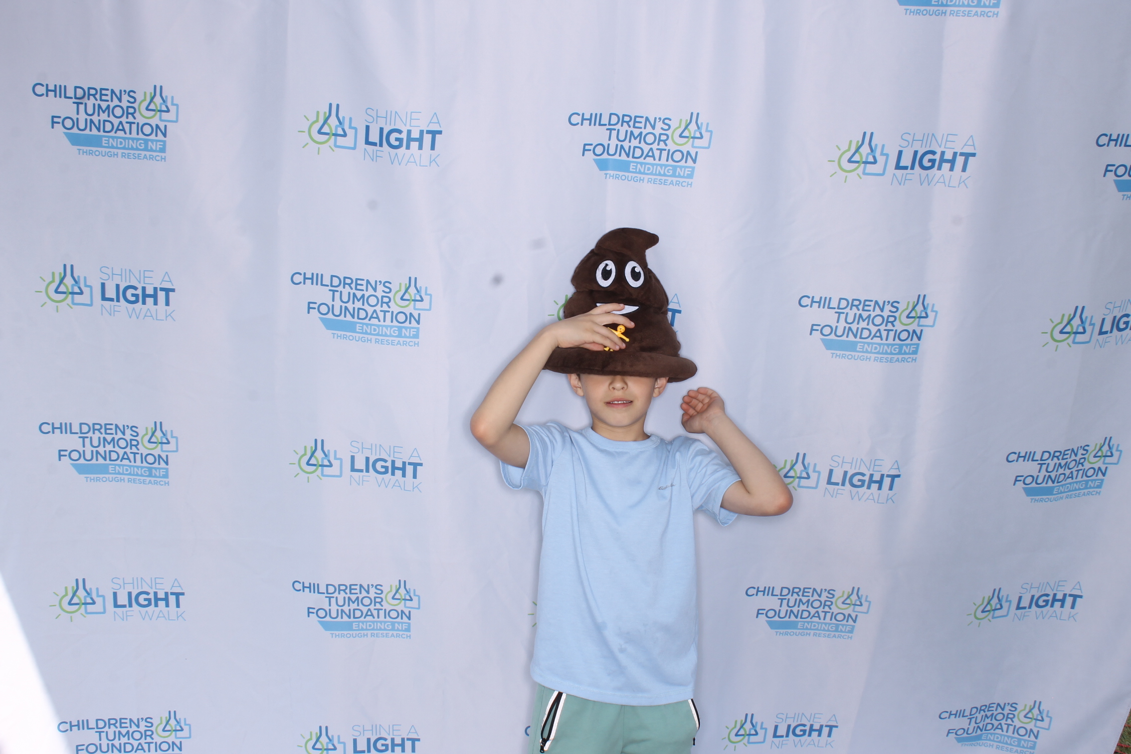 Shine A Light NF Walk 2025 | View more photos from the event at gallery.photoboothcincy.com/u/PhotoBoothCincy/Shine-A-Light-NF-Walk-2025