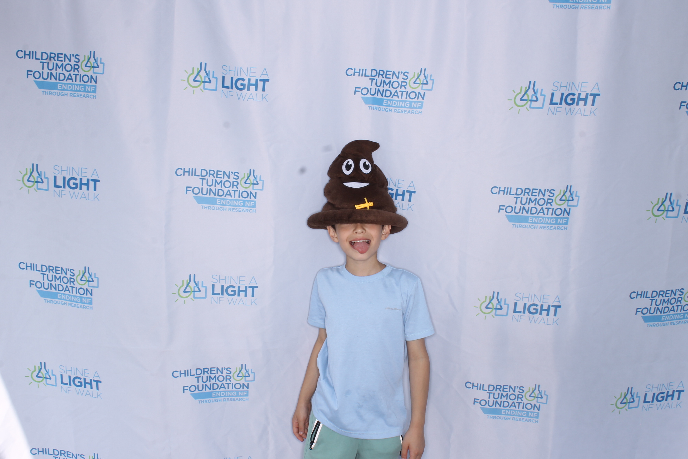 Shine A Light NF Walk 2025 | View more photos from the event at gallery.photoboothcincy.com/u/PhotoBoothCincy/Shine-A-Light-NF-Walk-2025