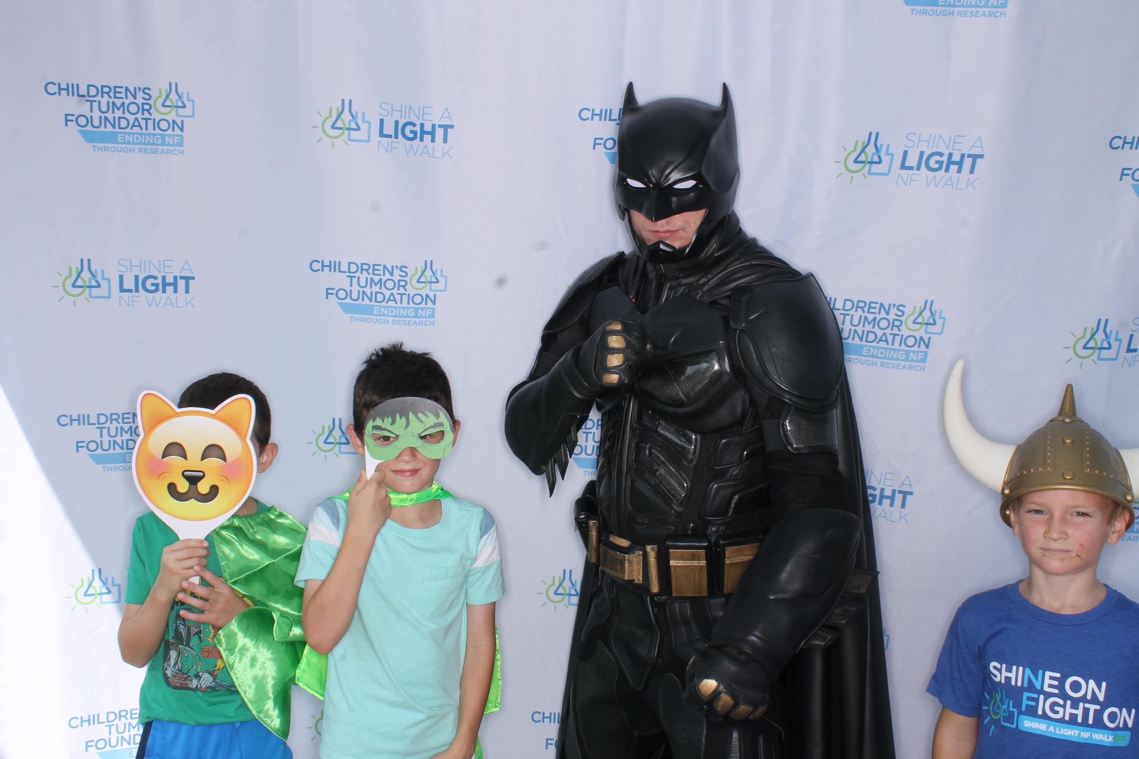 Shine A Light NF Walk 2025 | View more photos from the event at gallery.photoboothcincy.com/u/PhotoBoothCincy/Shine-A-Light-NF-Walk-2025