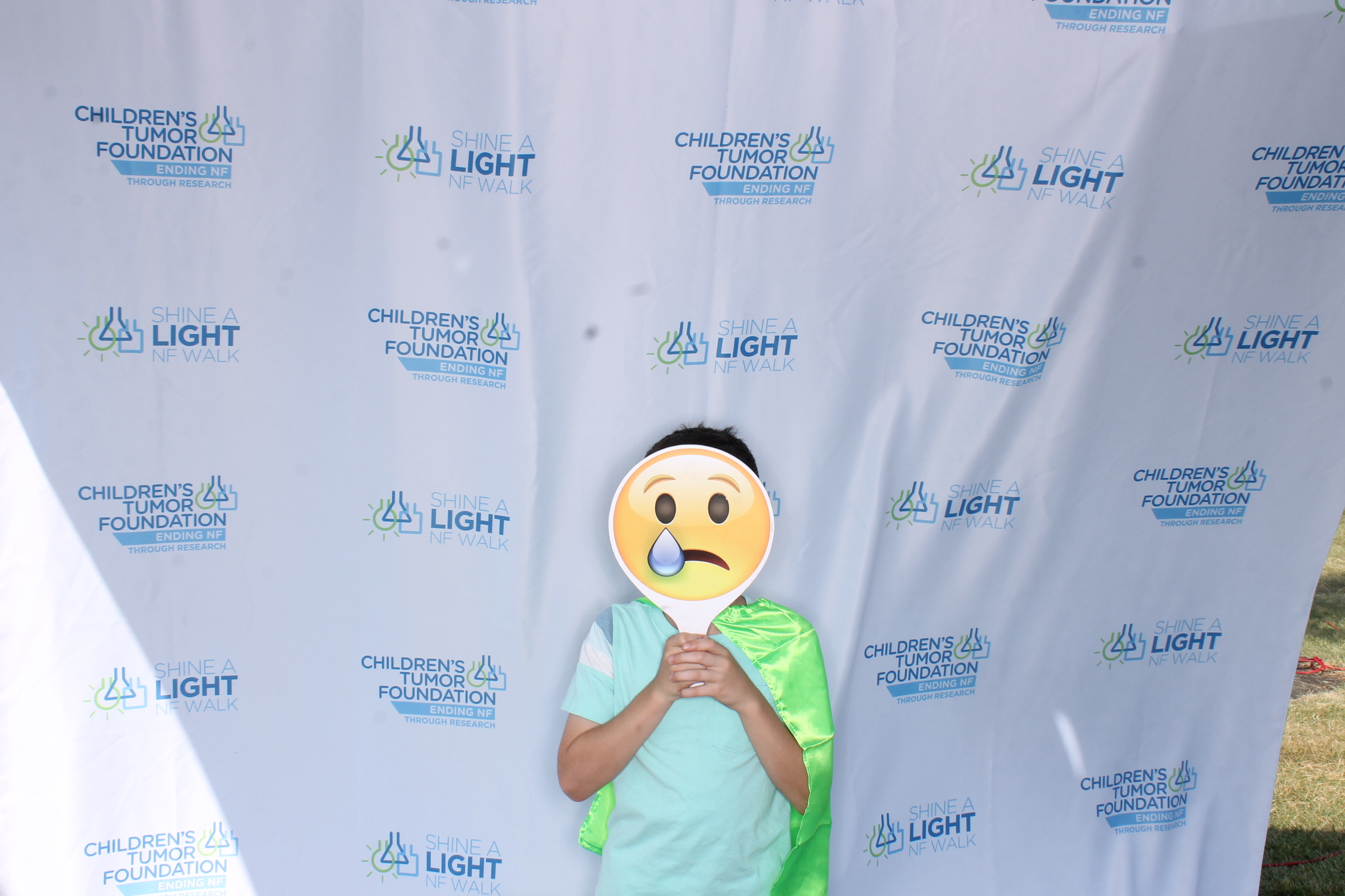 Shine A Light NF Walk 2025 | View more photos from the event at gallery.photoboothcincy.com/u/PhotoBoothCincy/Shine-A-Light-NF-Walk-2025