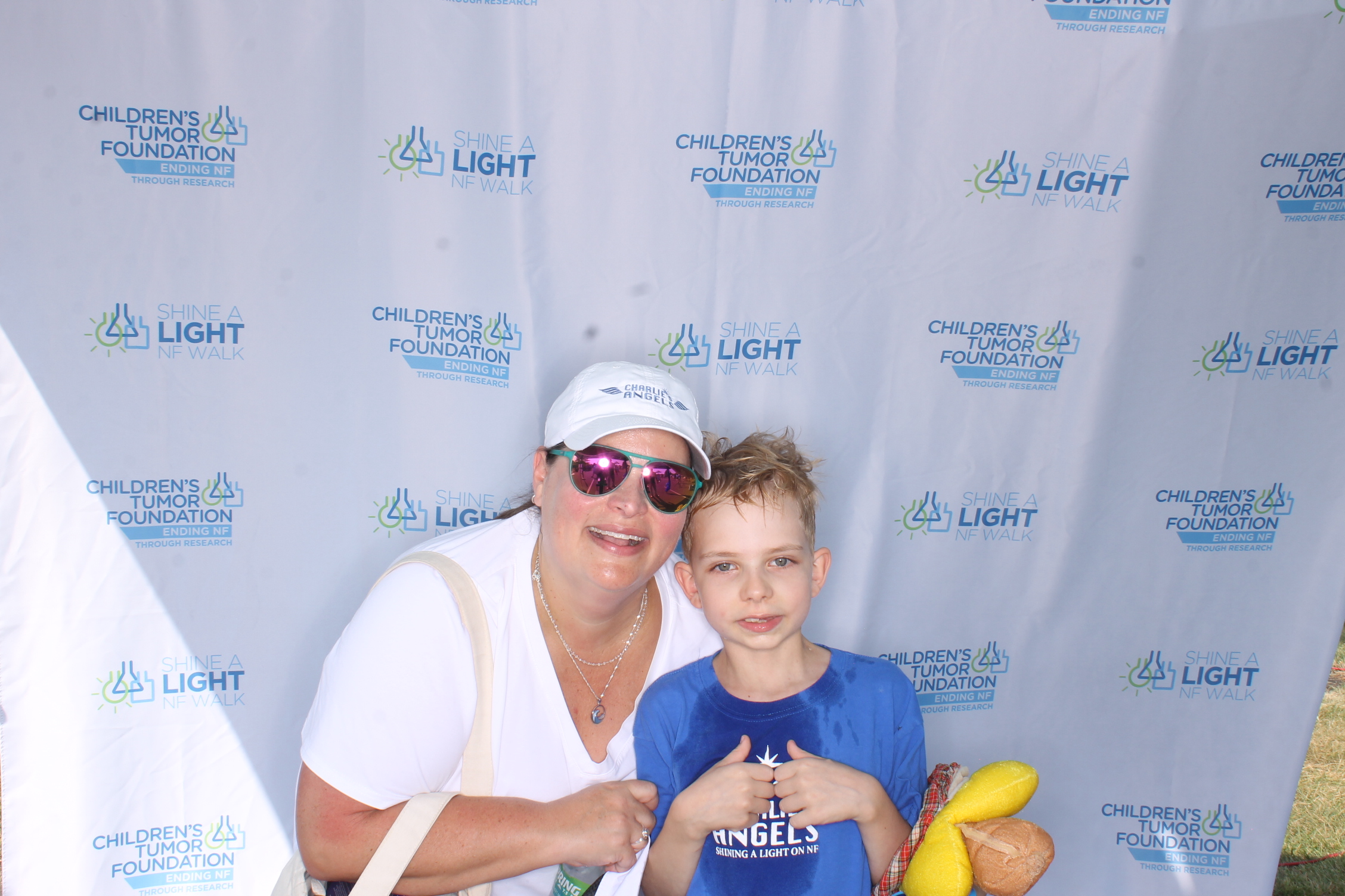 Shine A Light NF Walk 2025 | View more photos from the event at gallery.photoboothcincy.com/u/PhotoBoothCincy/Shine-A-Light-NF-Walk-2025