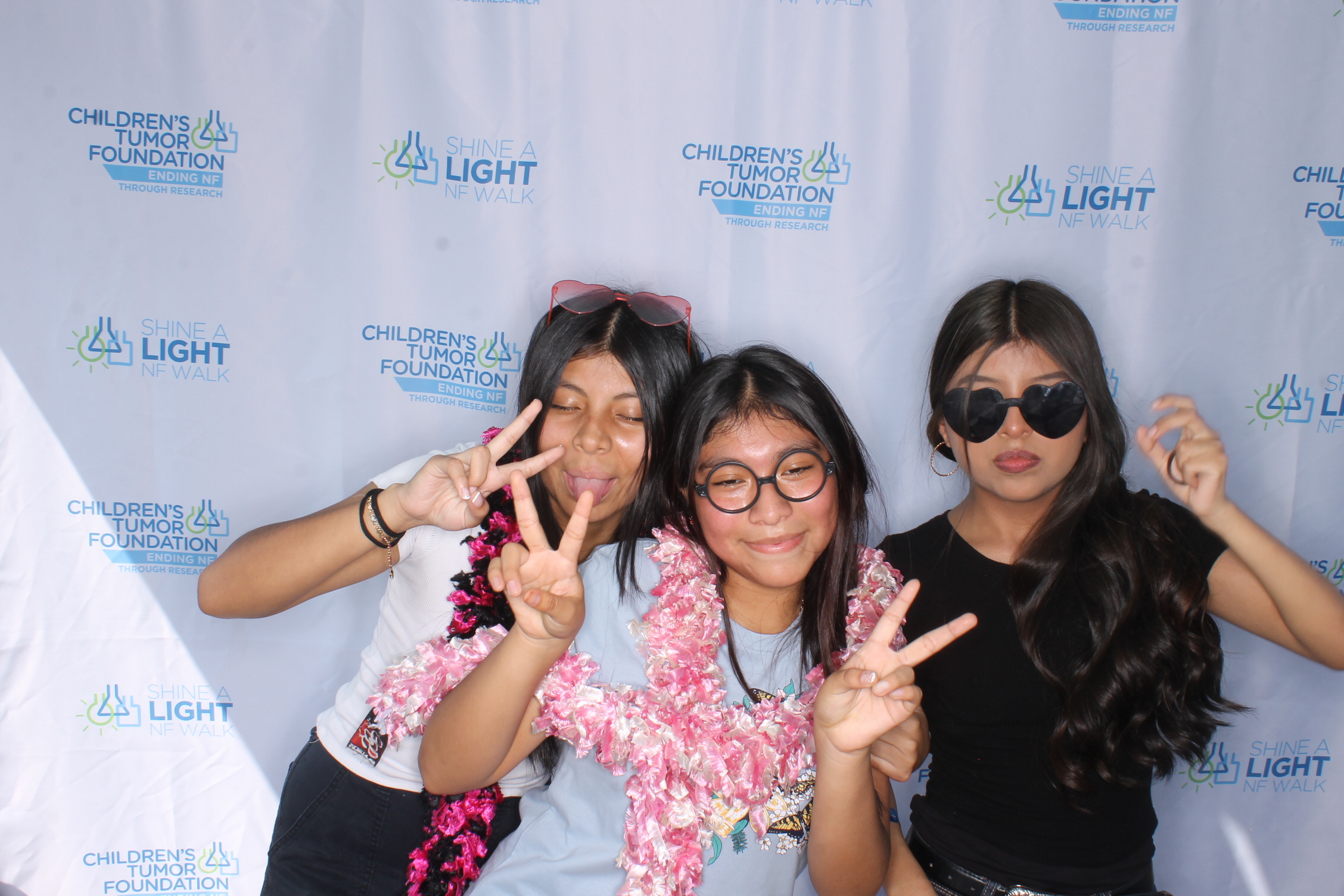 Shine A Light NF Walk 2025 | View more photos from the event at gallery.photoboothcincy.com/u/PhotoBoothCincy/Shine-A-Light-NF-Walk-2025