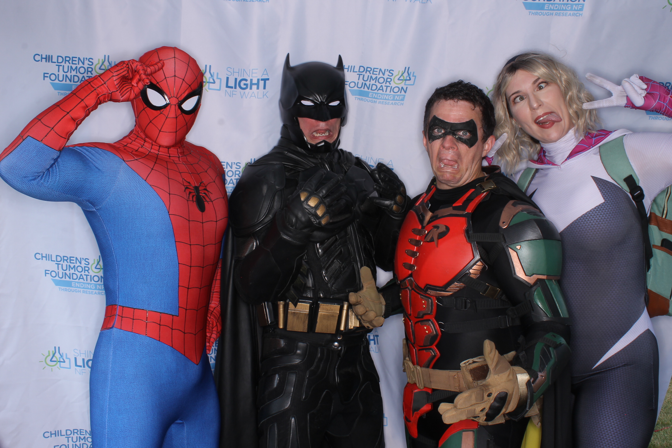 Shine A Light NF Walk 2025 | View more photos from the event at gallery.photoboothcincy.com/u/PhotoBoothCincy/Shine-A-Light-NF-Walk-2025