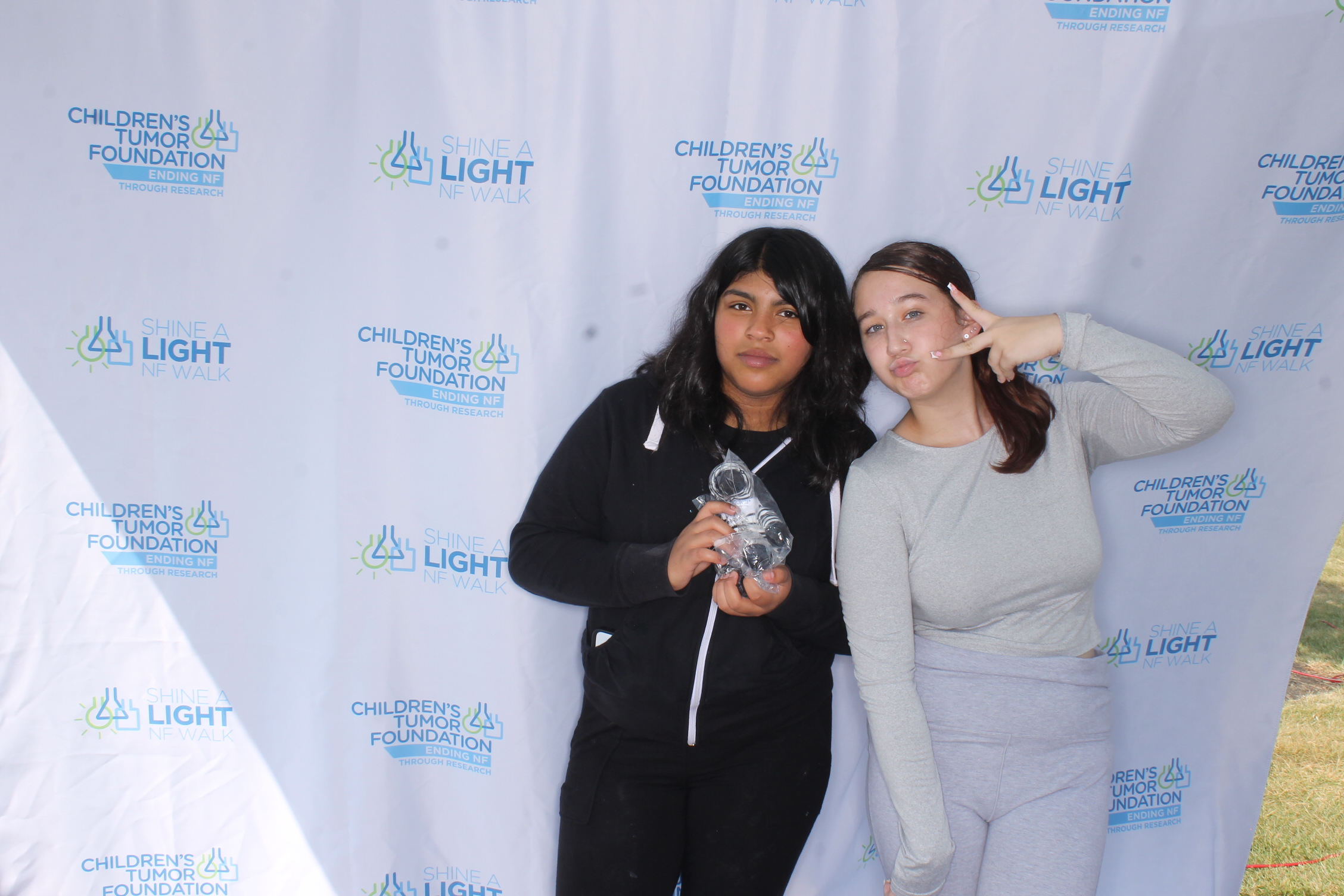 Shine A Light NF Walk 2025 | View more photos from the event at gallery.photoboothcincy.com/u/PhotoBoothCincy/Shine-A-Light-NF-Walk-2025