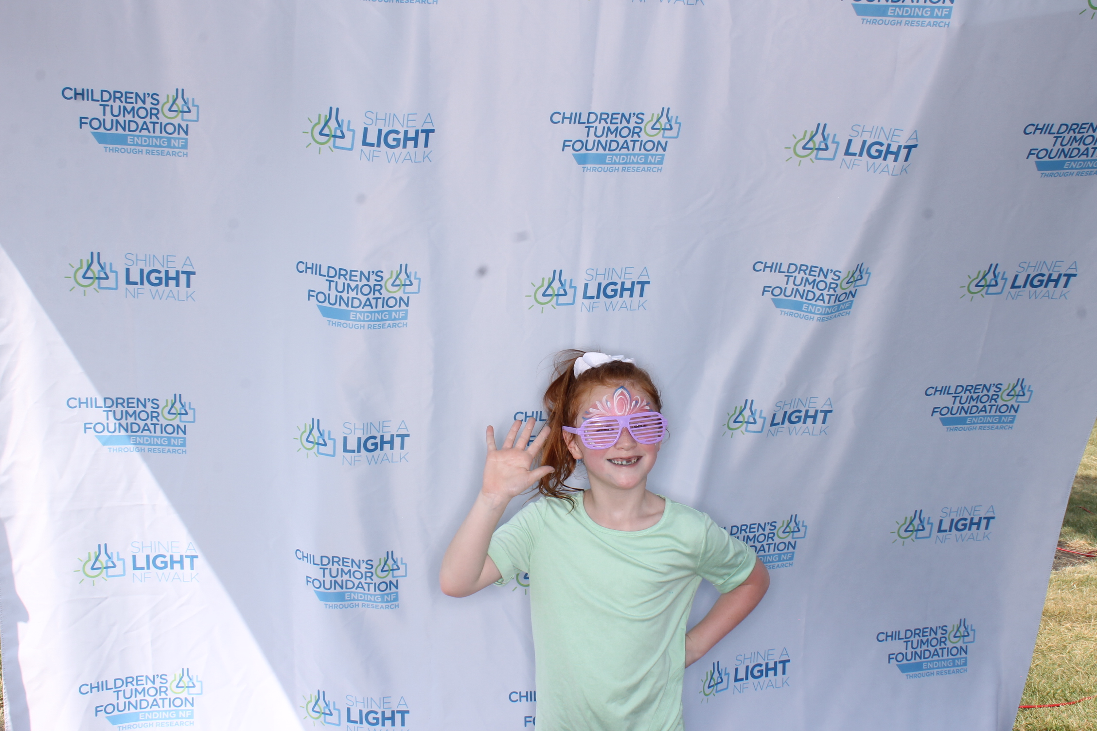 Shine A Light NF Walk 2025 | View more photos from the event at gallery.photoboothcincy.com/u/PhotoBoothCincy/Shine-A-Light-NF-Walk-2025