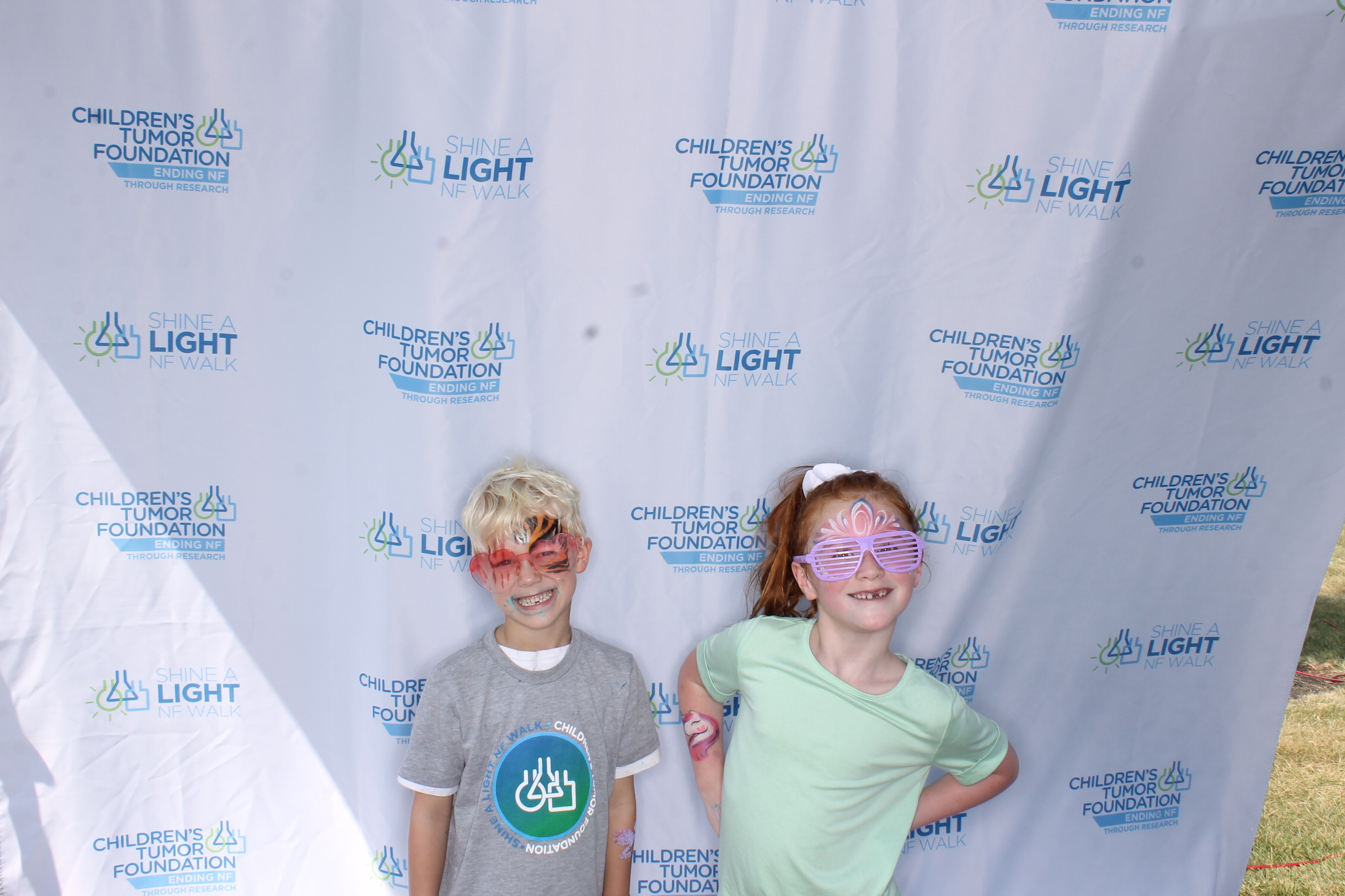 Shine A Light NF Walk 2025 | View more photos from the event at gallery.photoboothcincy.com/u/PhotoBoothCincy/Shine-A-Light-NF-Walk-2025