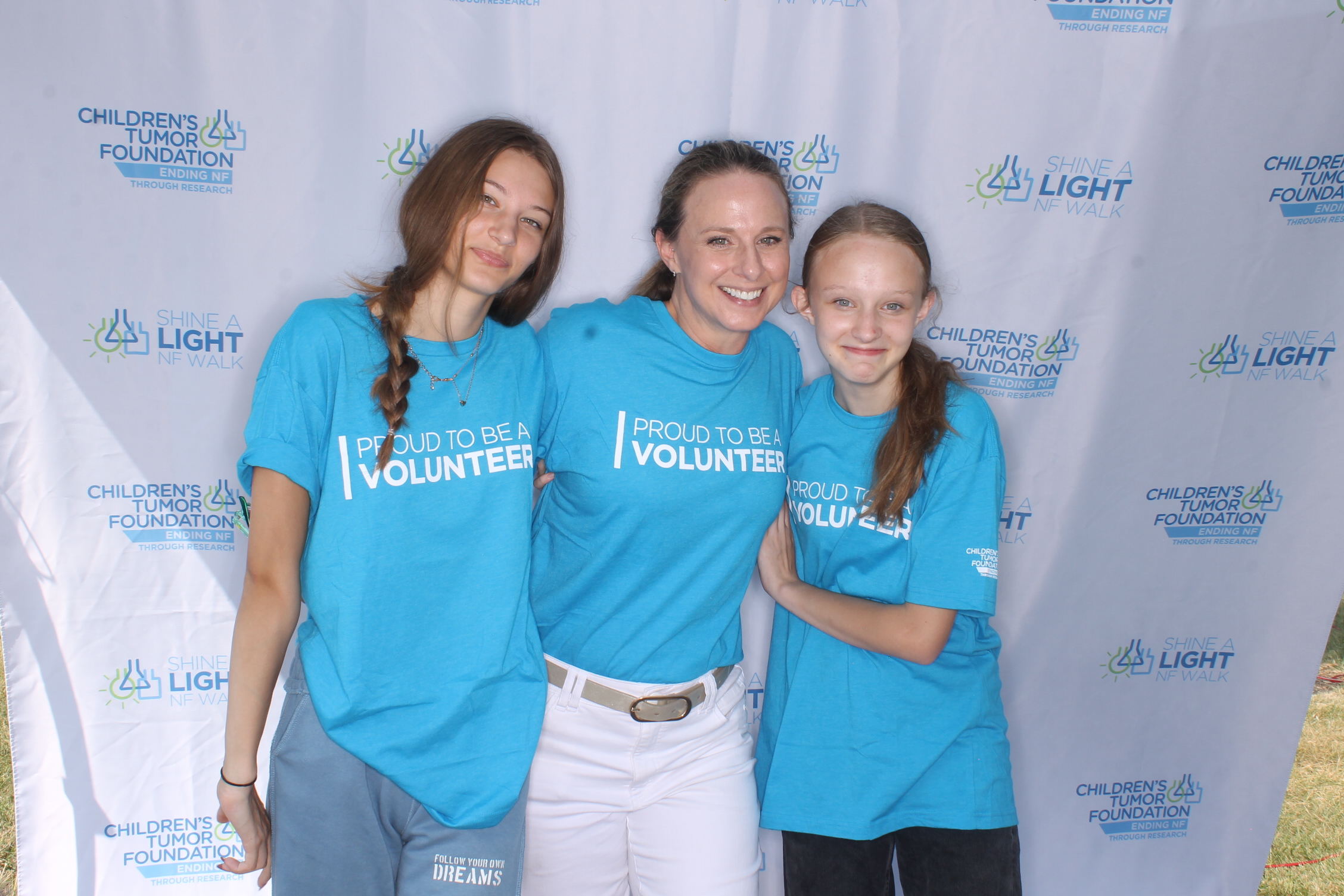 Shine A Light NF Walk 2025 | View more photos from the event at gallery.photoboothcincy.com/u/PhotoBoothCincy/Shine-A-Light-NF-Walk-2025