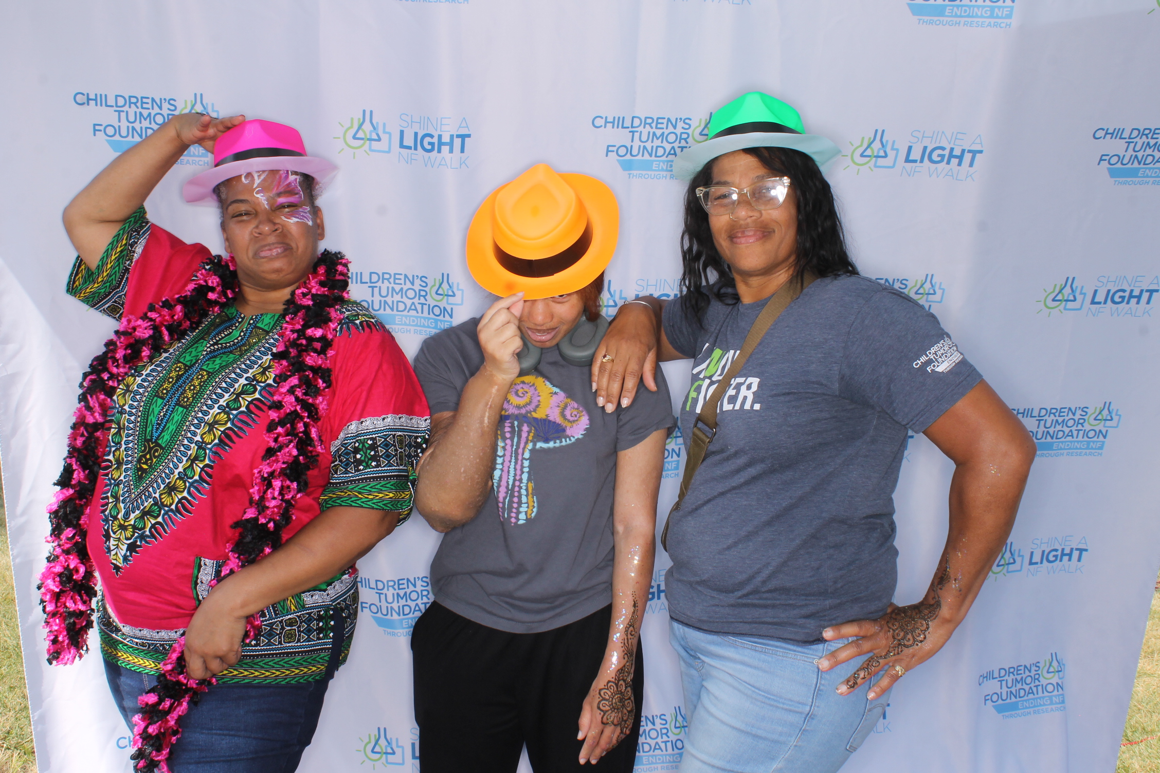 Shine A Light NF Walk 2025 | View more photos from the event at gallery.photoboothcincy.com/u/PhotoBoothCincy/Shine-A-Light-NF-Walk-2025