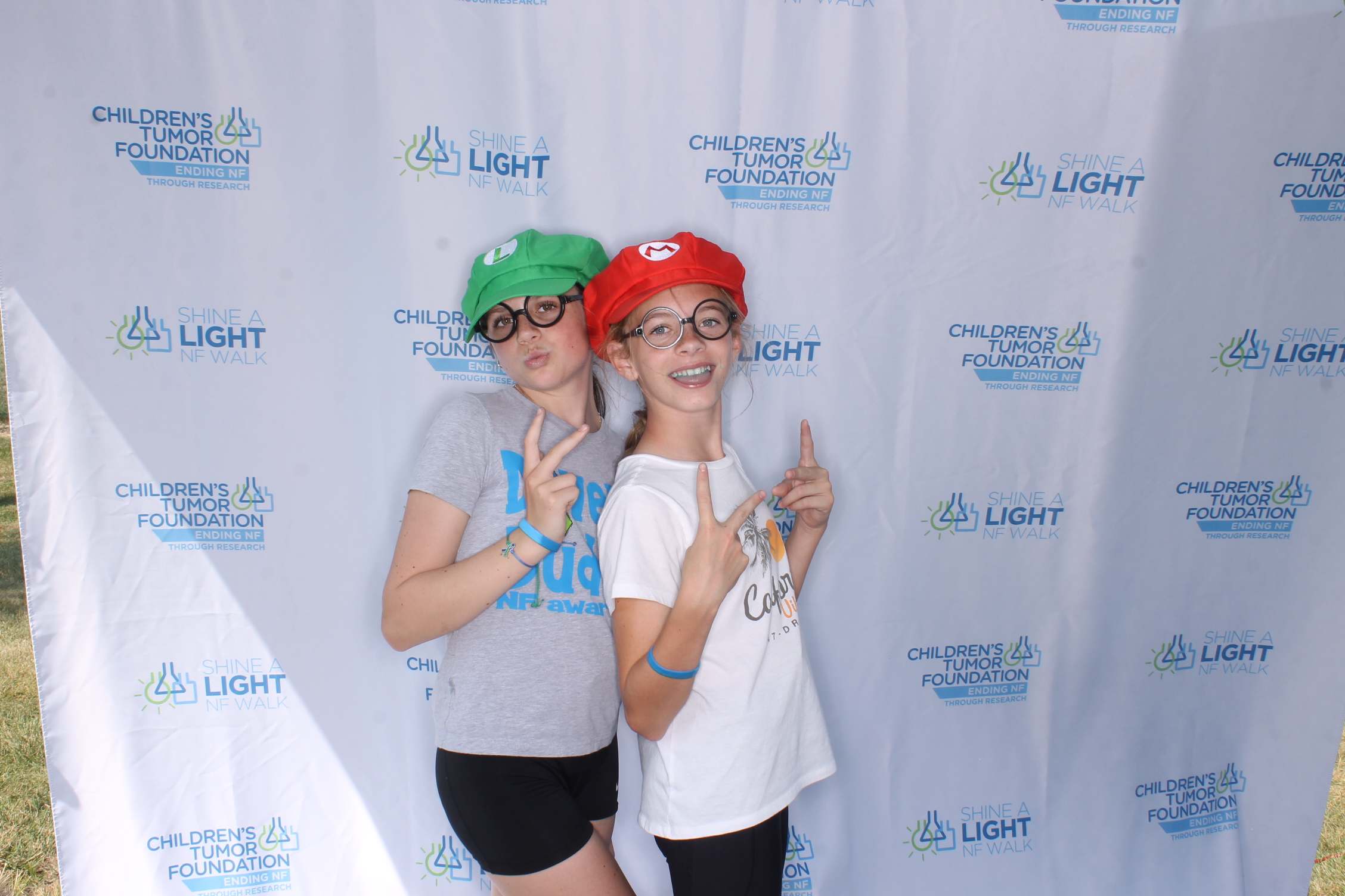 Shine A Light NF Walk 2025 | View more photos from the event at gallery.photoboothcincy.com/u/PhotoBoothCincy/Shine-A-Light-NF-Walk-2025