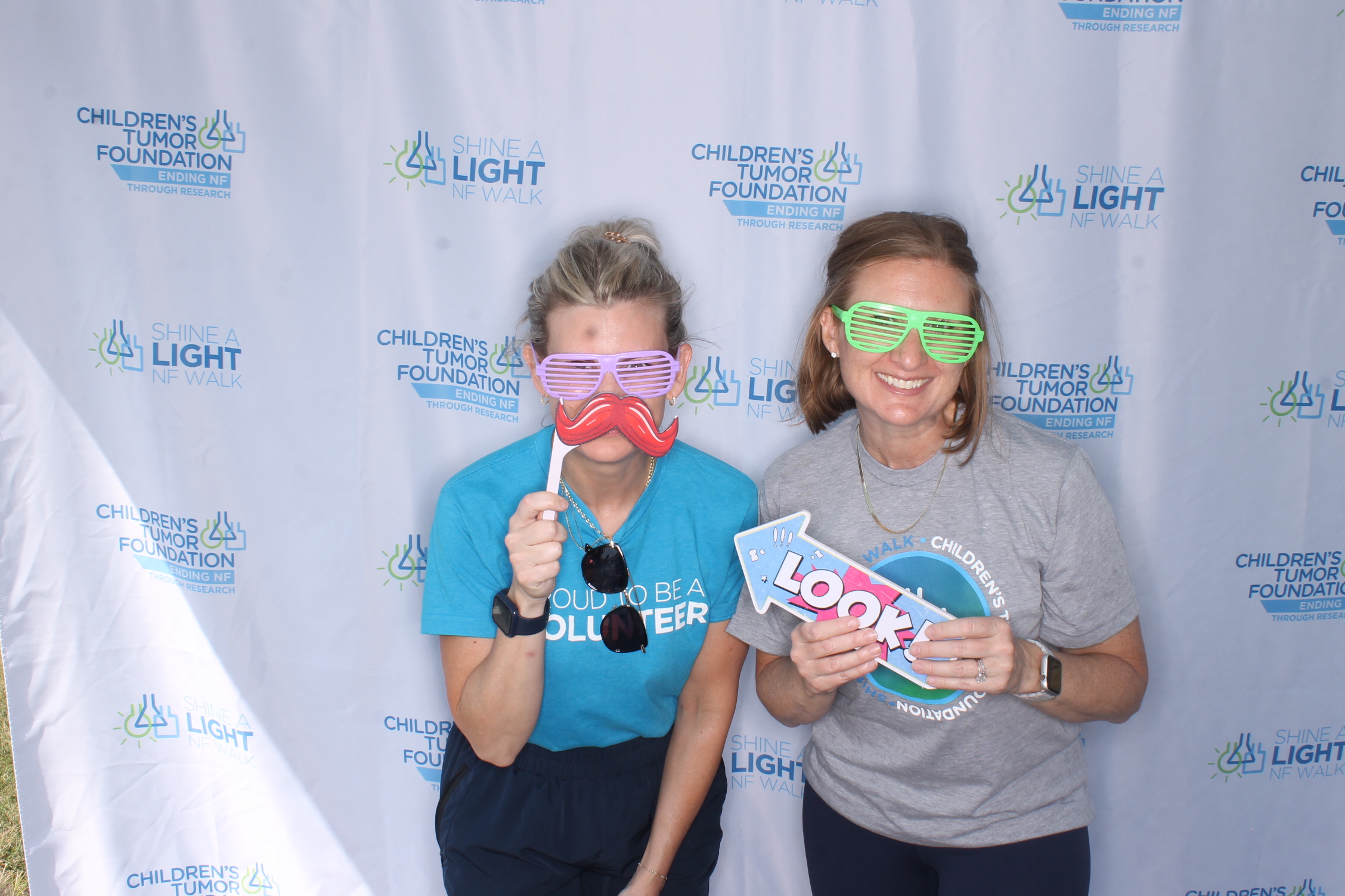 Shine A Light NF Walk 2025 | View more photos from the event at gallery.photoboothcincy.com/u/PhotoBoothCincy/Shine-A-Light-NF-Walk-2025