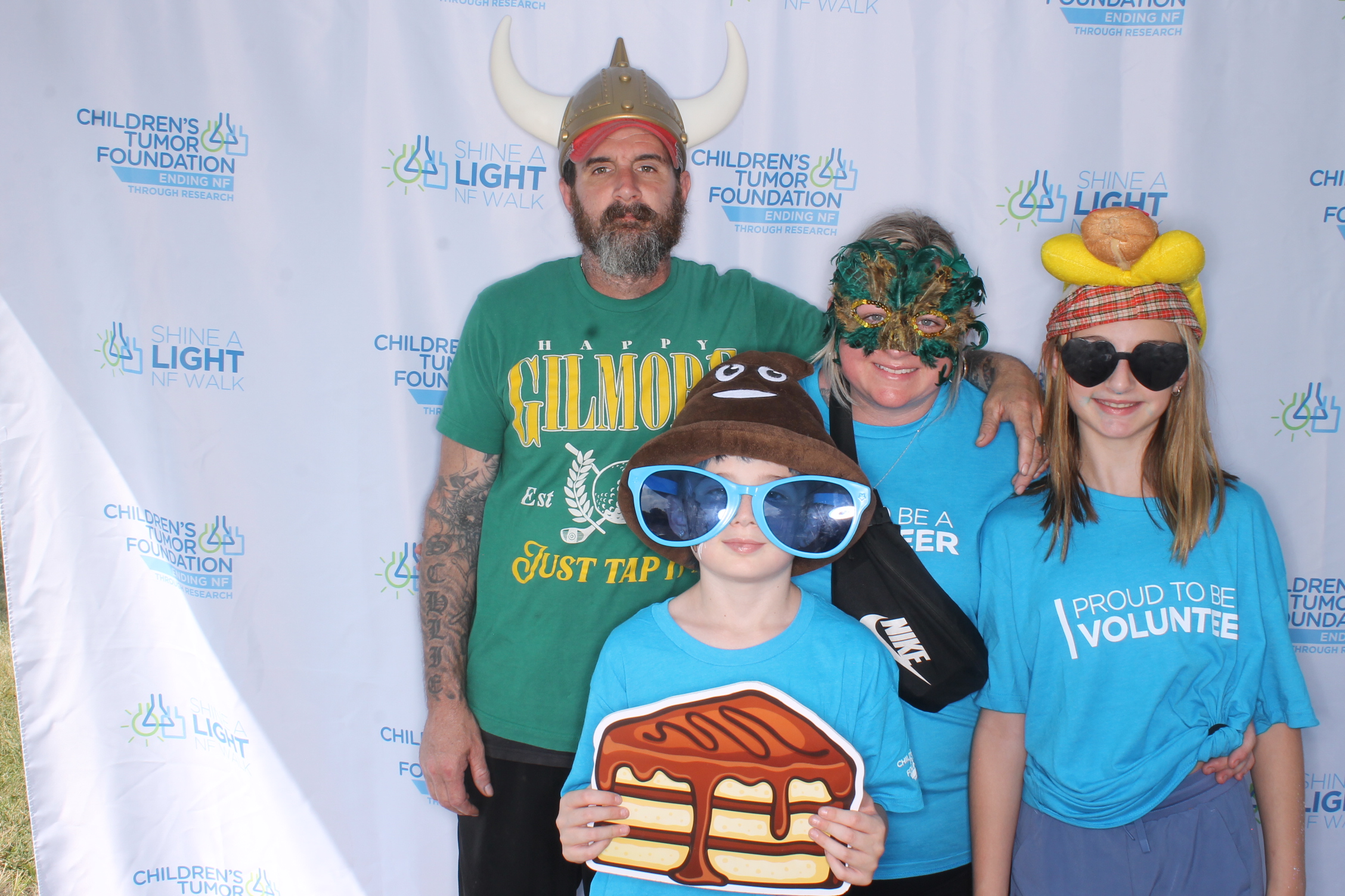 Shine A Light NF Walk 2025 | View more photos from the event at gallery.photoboothcincy.com/u/PhotoBoothCincy/Shine-A-Light-NF-Walk-2025