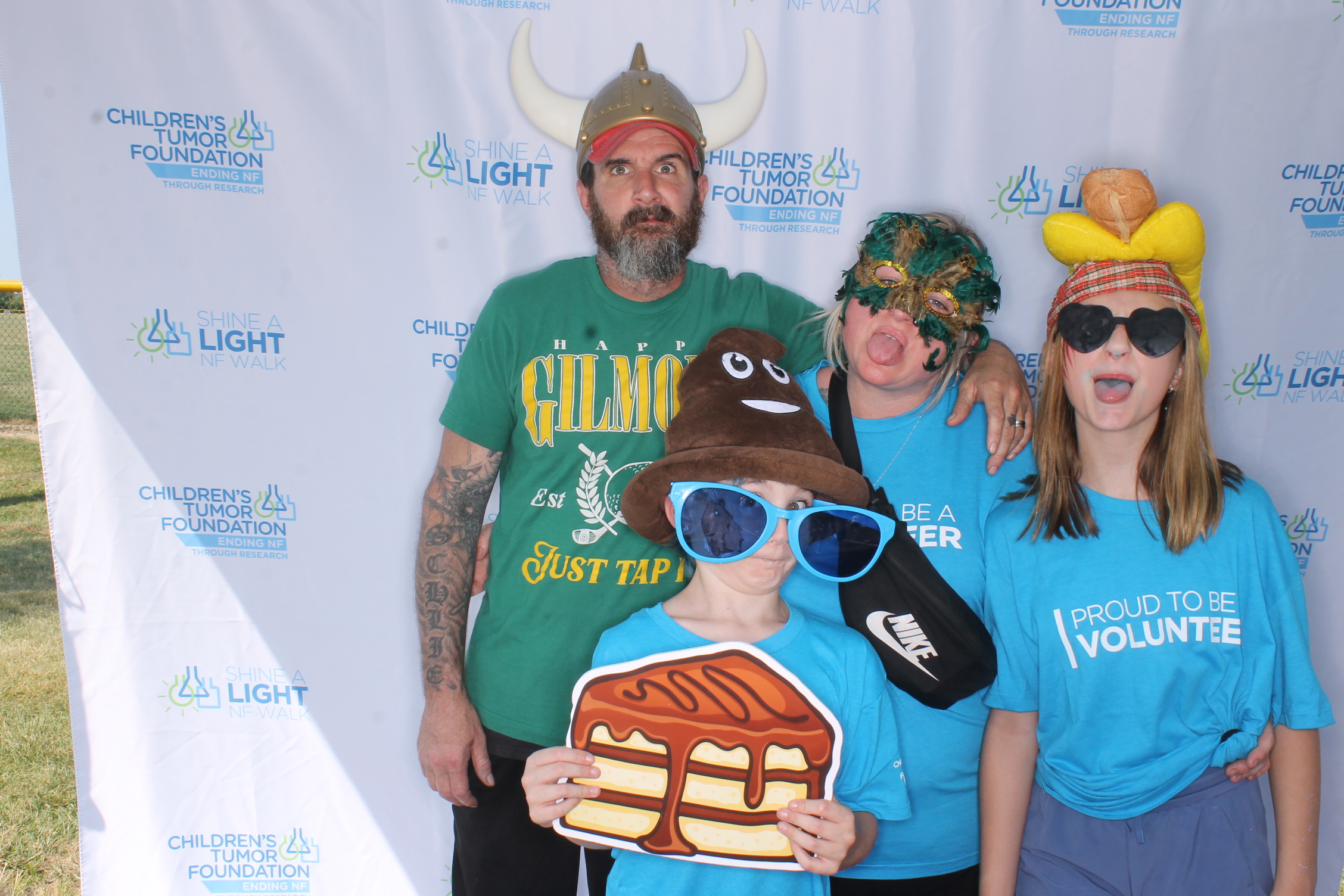Shine A Light NF Walk 2025 | View more photos from the event at gallery.photoboothcincy.com/u/PhotoBoothCincy/Shine-A-Light-NF-Walk-2025