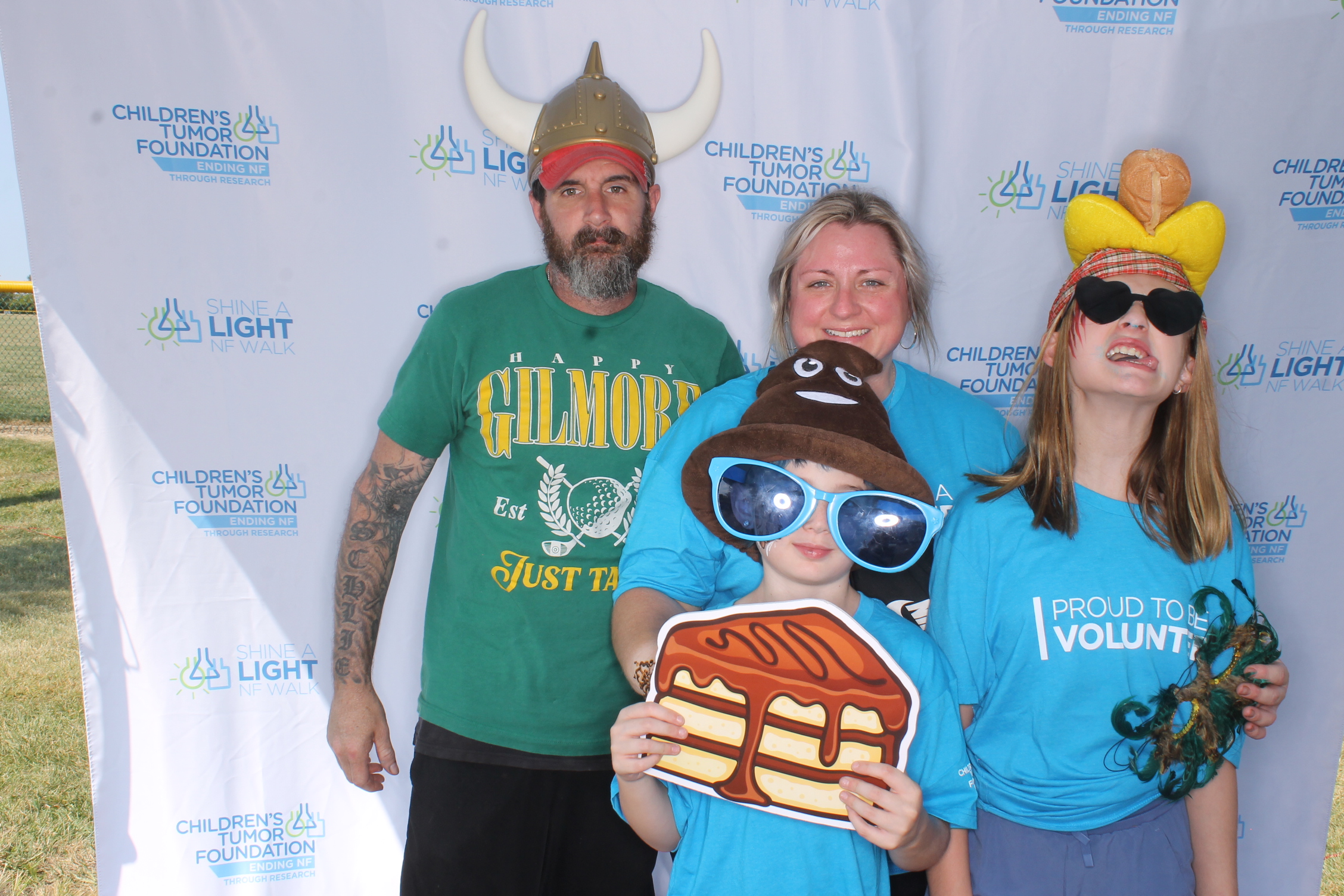 Shine A Light NF Walk 2025 | View more photos from the event at gallery.photoboothcincy.com/u/PhotoBoothCincy/Shine-A-Light-NF-Walk-2025