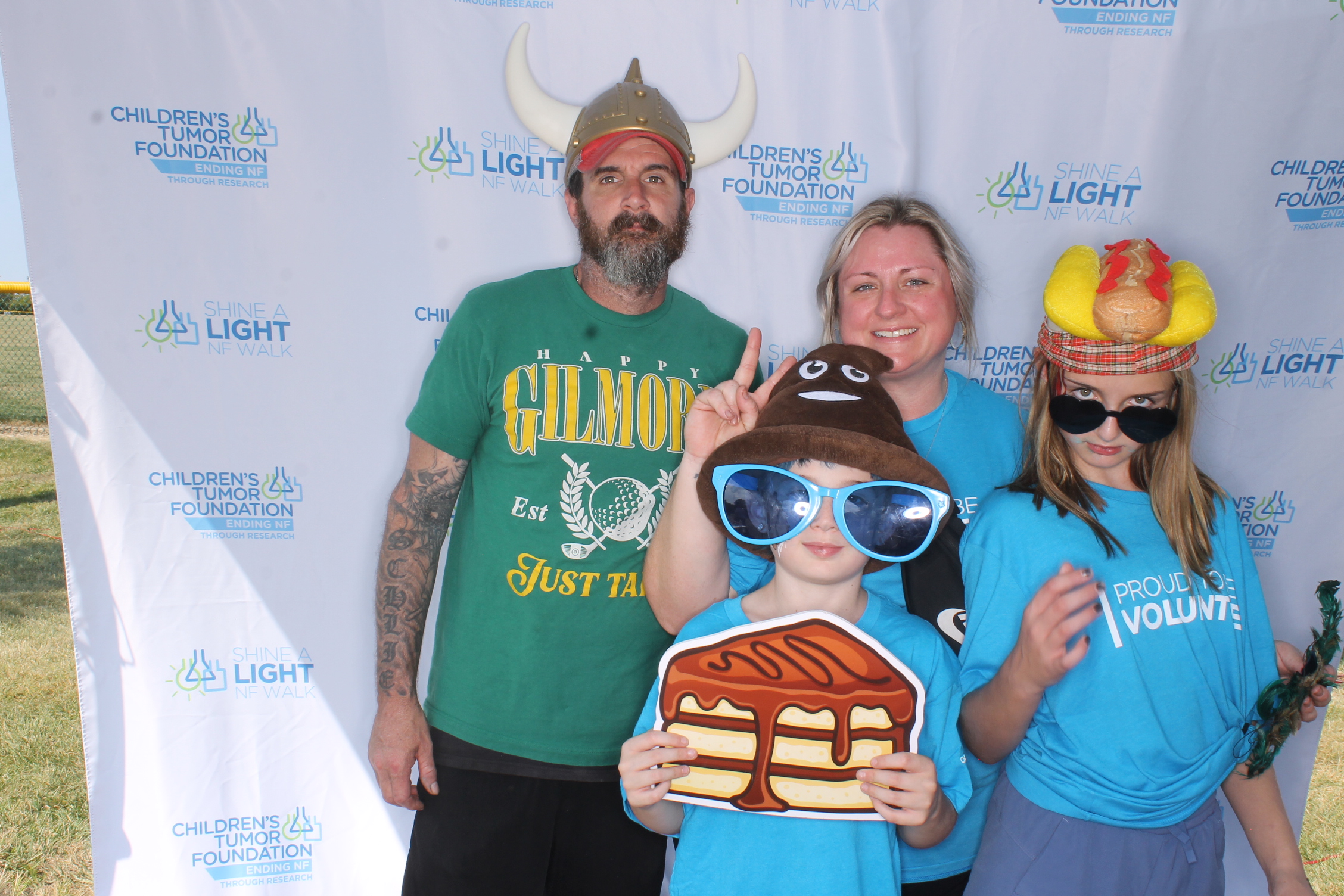 Shine A Light NF Walk 2025 | View more photos from the event at gallery.photoboothcincy.com/u/PhotoBoothCincy/Shine-A-Light-NF-Walk-2025
