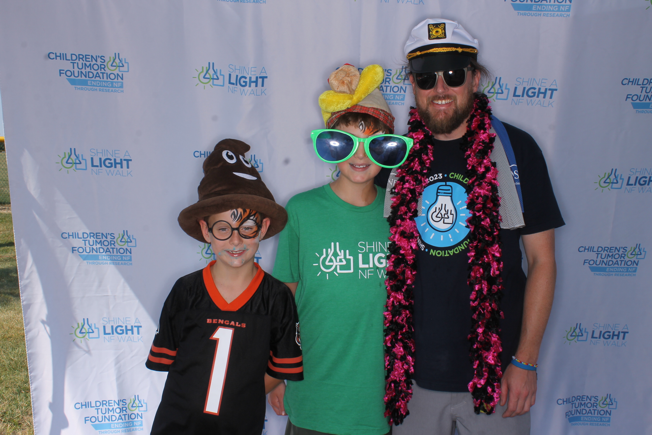 Shine A Light NF Walk 2025 | View more photos from the event at gallery.photoboothcincy.com/u/PhotoBoothCincy/Shine-A-Light-NF-Walk-2025
