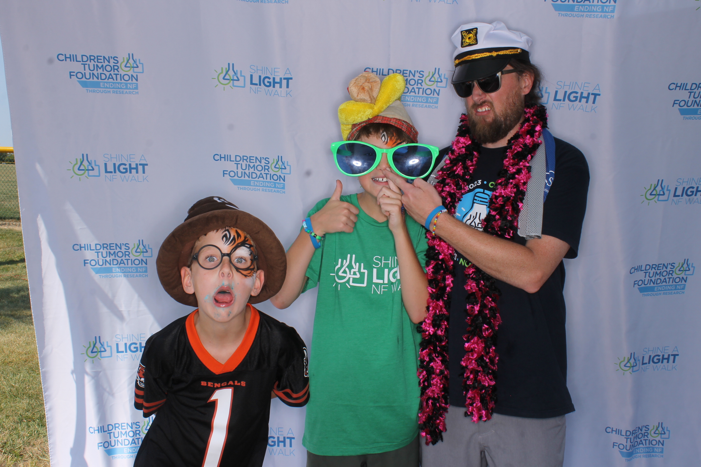 Shine A Light NF Walk 2025 | View more photos from the event at gallery.photoboothcincy.com/u/PhotoBoothCincy/Shine-A-Light-NF-Walk-2025