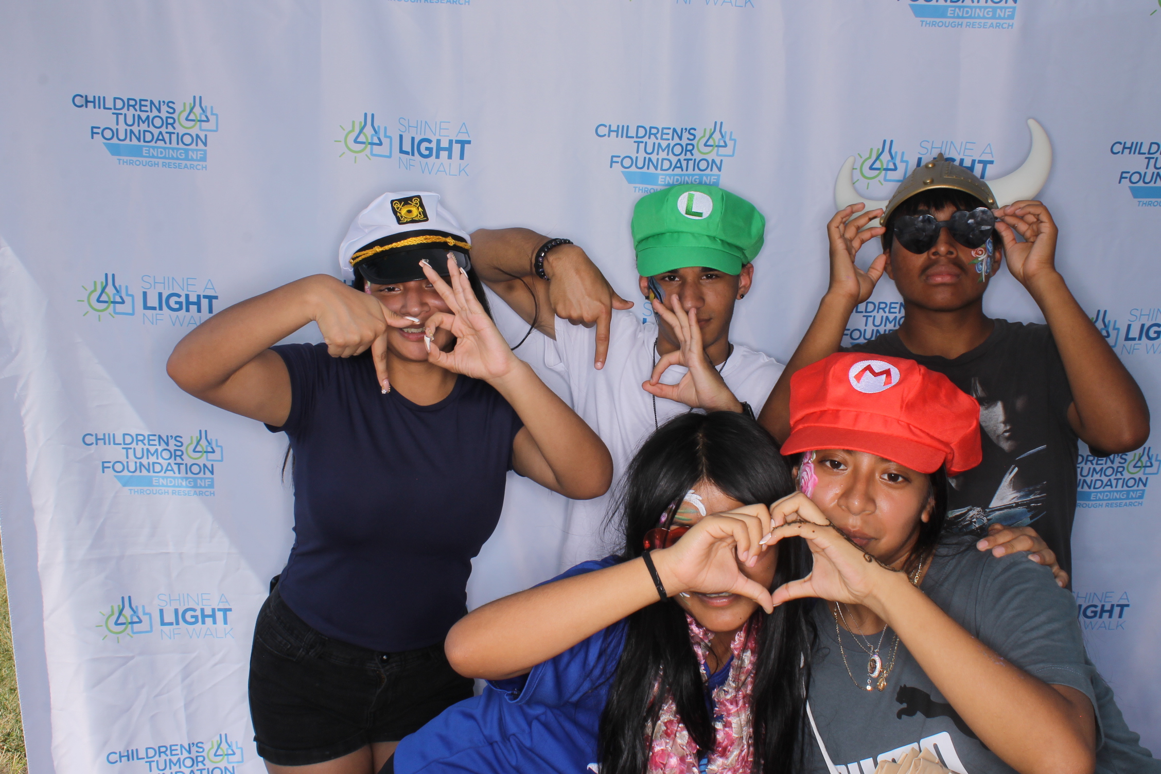 Shine A Light NF Walk 2025 | View more photos from the event at gallery.photoboothcincy.com/u/PhotoBoothCincy/Shine-A-Light-NF-Walk-2025
