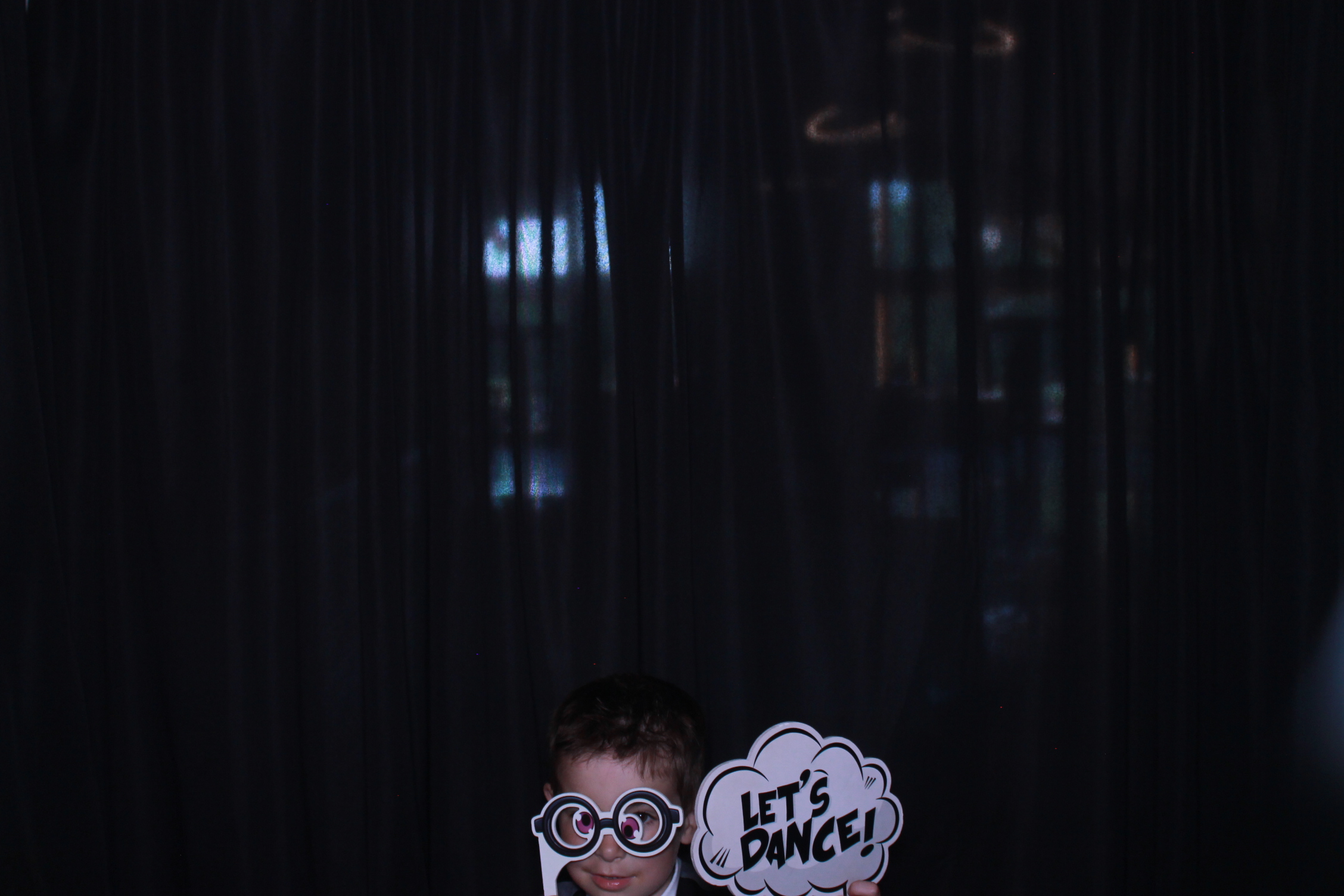 Siyu Liu & Peryi Shi | View more photos from the event at gallery.photoboothcincy.com/u/PhotoBoothCincy/Siyu-Liu-Peryi-Shi
