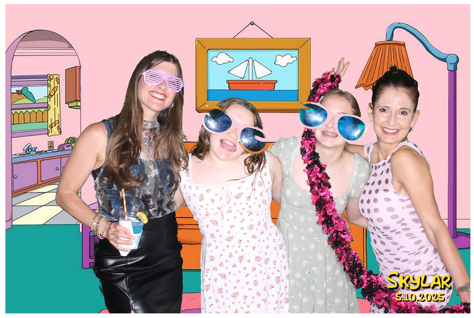 Skylar's Bat Mitzvah  | View more photos from the event at gallery.photoboothcincy.com/u/PhotoBoothCincy/Skylars-Bat-Mitzvah