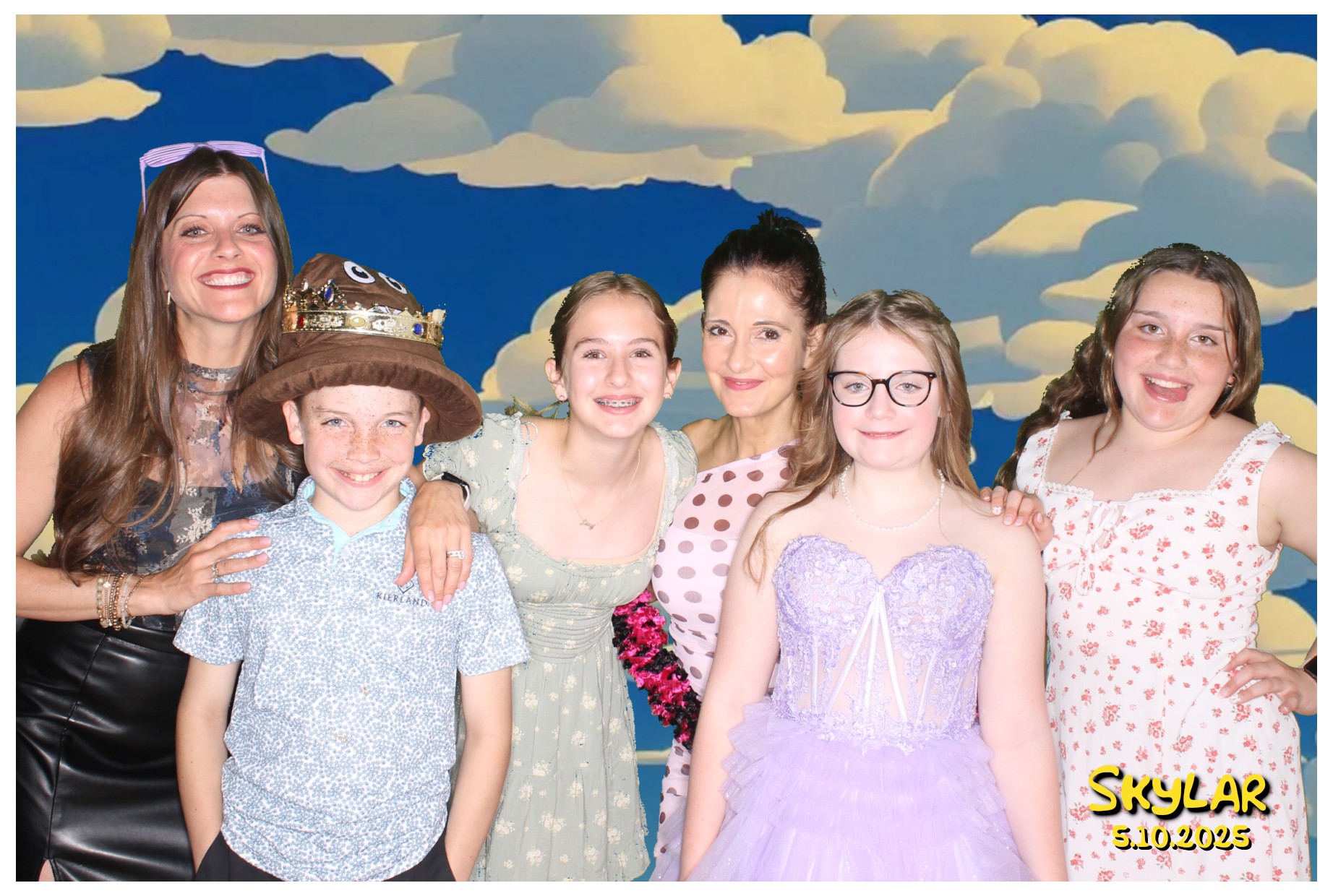 Skylar's Bat Mitzvah  | View more photos from the event at gallery.photoboothcincy.com/u/PhotoBoothCincy/Skylars-Bat-Mitzvah