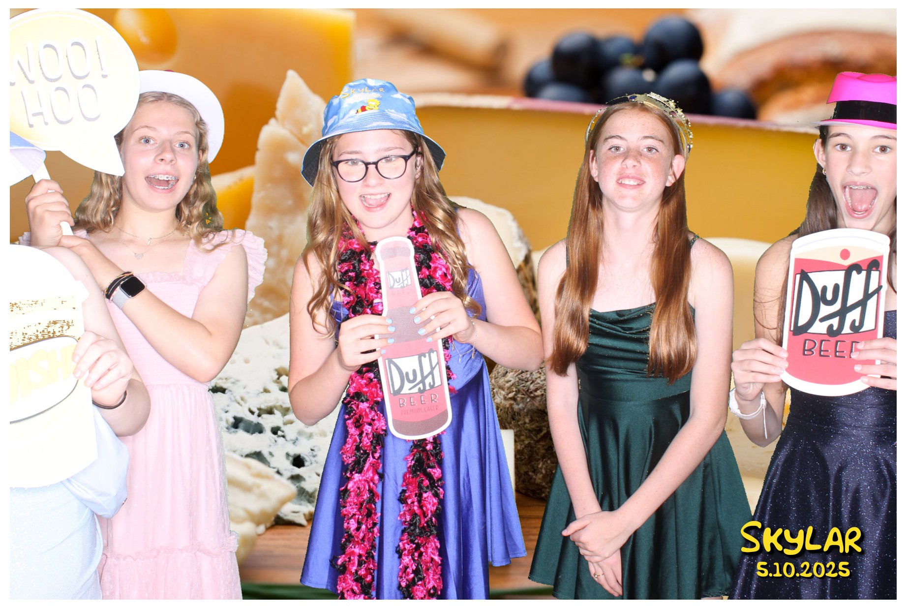 Skylar's Bat Mitzvah  | View more photos from the event at gallery.photoboothcincy.com/u/PhotoBoothCincy/Skylars-Bat-Mitzvah