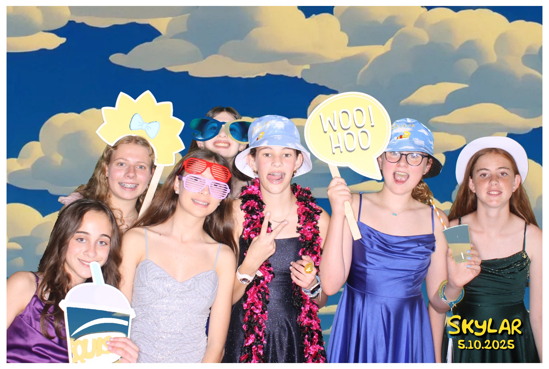 Skylar's Bat Mitzvah  | View more photos from the event at gallery.photoboothcincy.com/u/PhotoBoothCincy/Skylars-Bat-Mitzvah