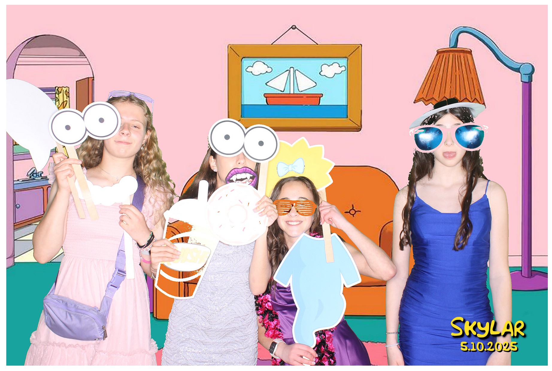 Skylar's Bat Mitzvah  | View more photos from the event at gallery.photoboothcincy.com/u/PhotoBoothCincy/Skylars-Bat-Mitzvah