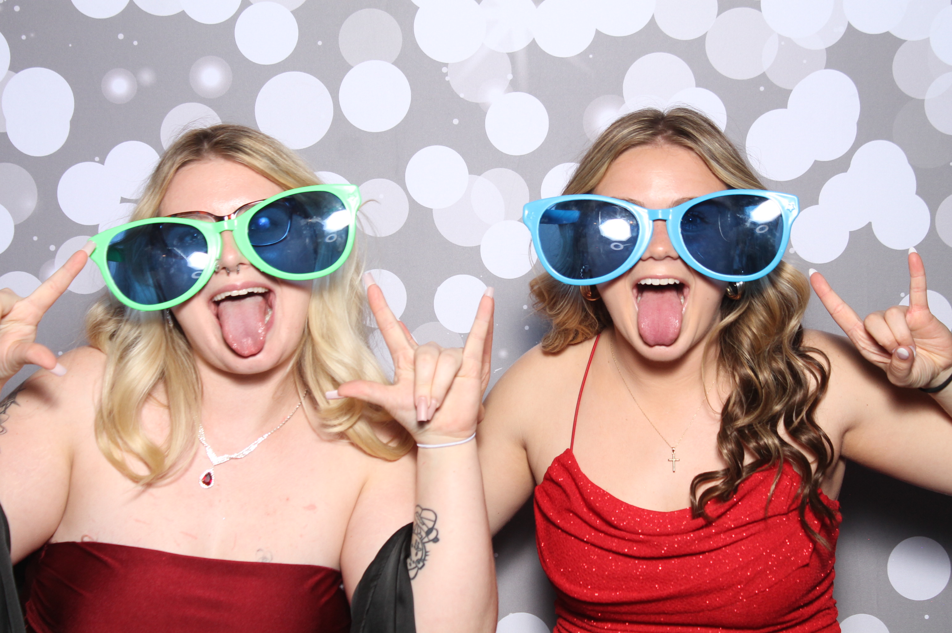 Spring Formal  | View more photos from the event at gallery.photoboothcincy.com/u/PhotoBoothCincy/Spring-Formal-0