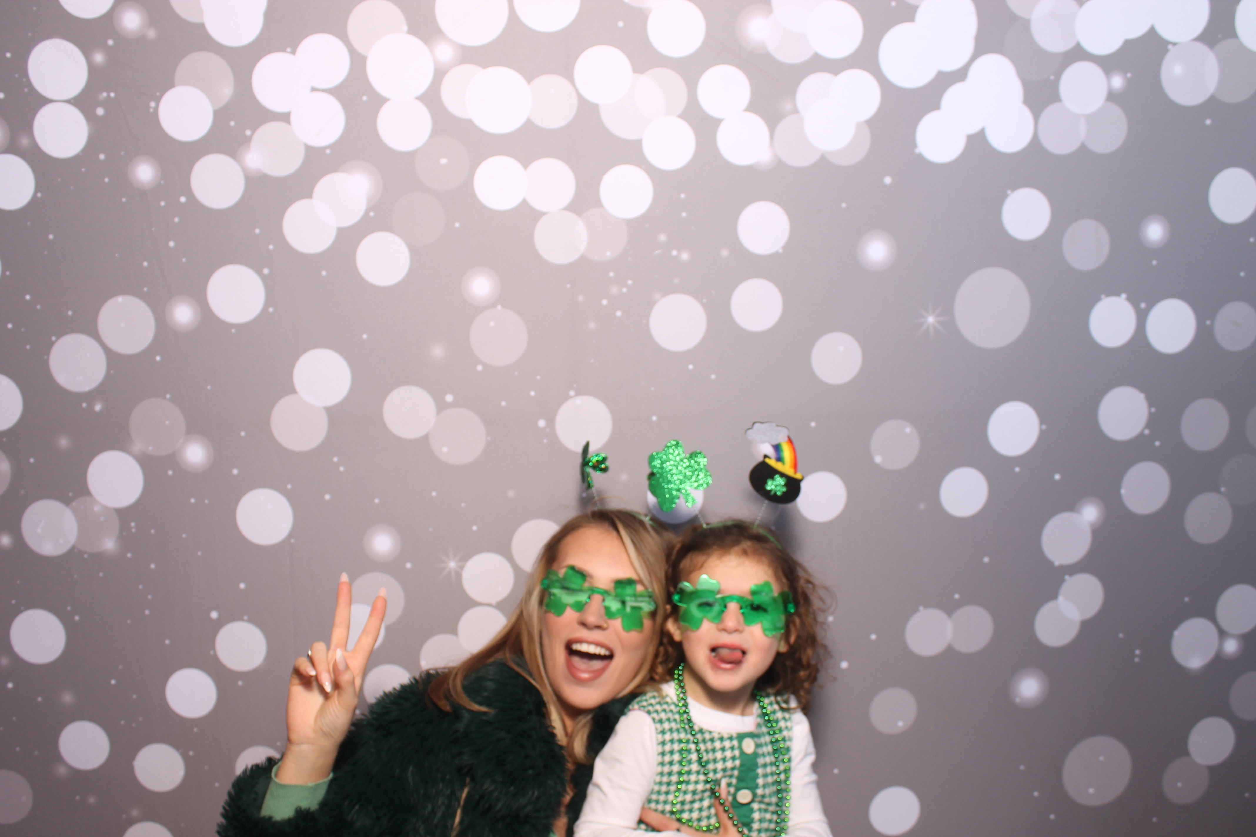 St Pattys Day | View more photos from the event at gallery.photoboothcincy.com/u/PhotoBoothCincy/St-Pattys-Day