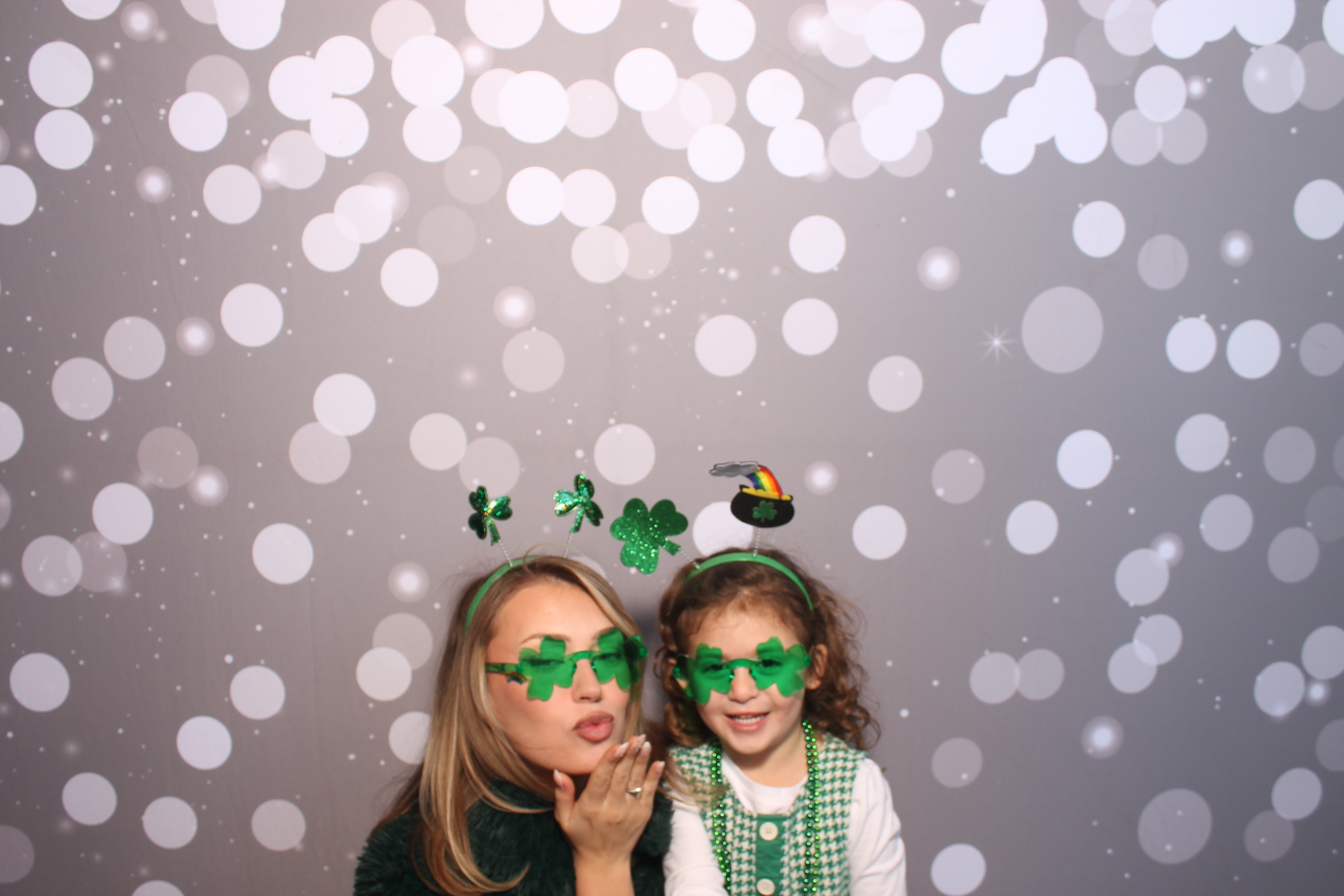 St Pattys Day | View more photos from the event at gallery.photoboothcincy.com/u/PhotoBoothCincy/St-Pattys-Day