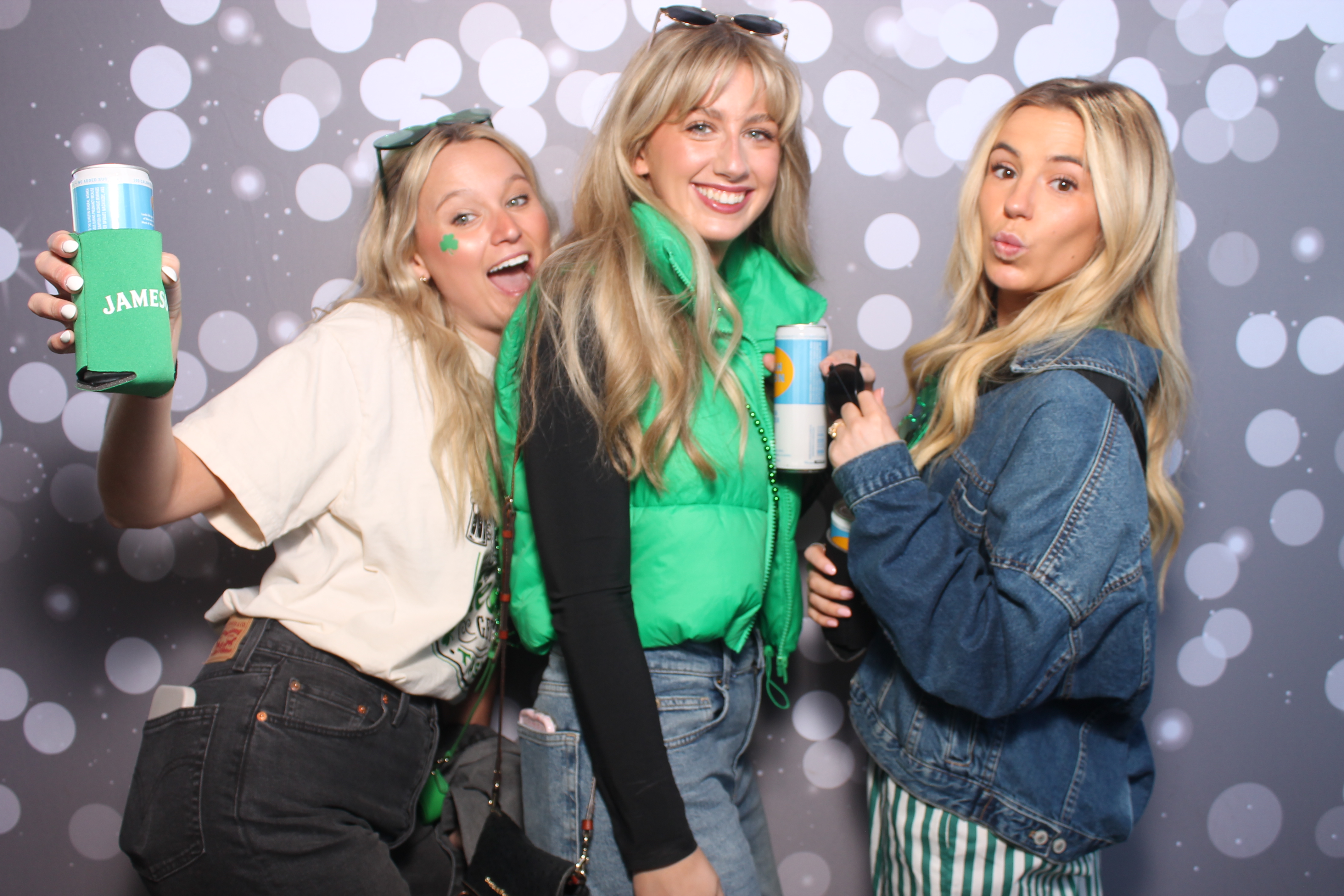 St Pattys Day | View more photos from the event at gallery.photoboothcincy.com/u/PhotoBoothCincy/St-Pattys-Day