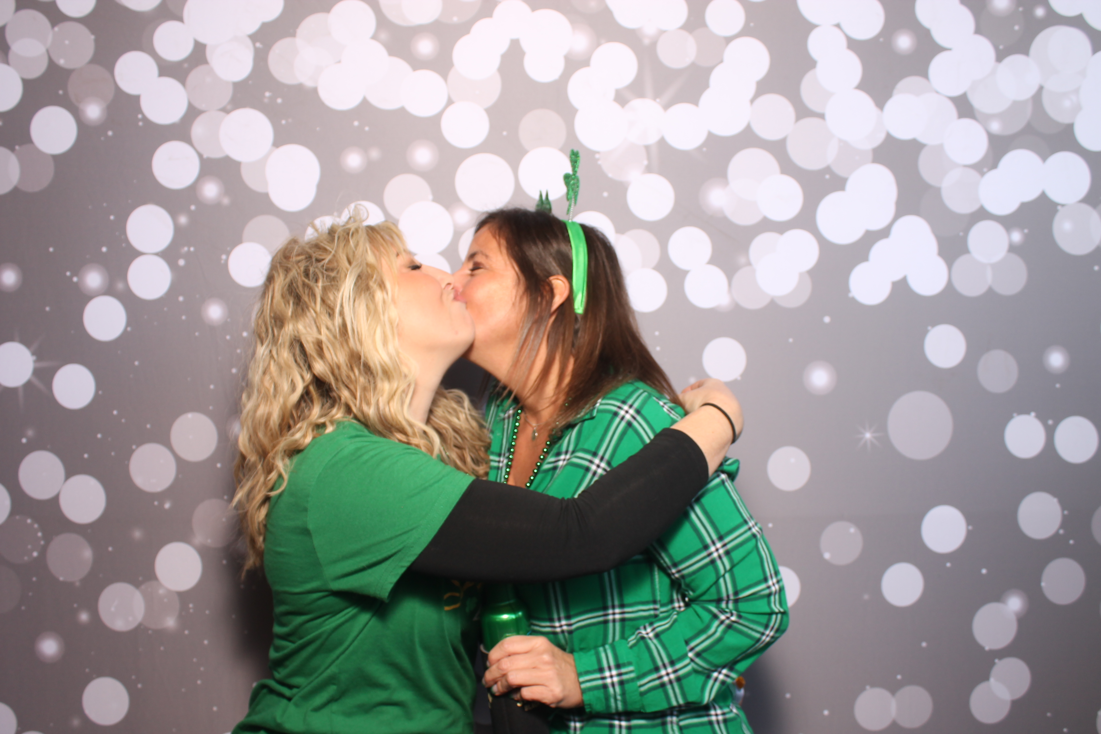 St Pattys Day | View more photos from the event at gallery.photoboothcincy.com/u/PhotoBoothCincy/St-Pattys-Day