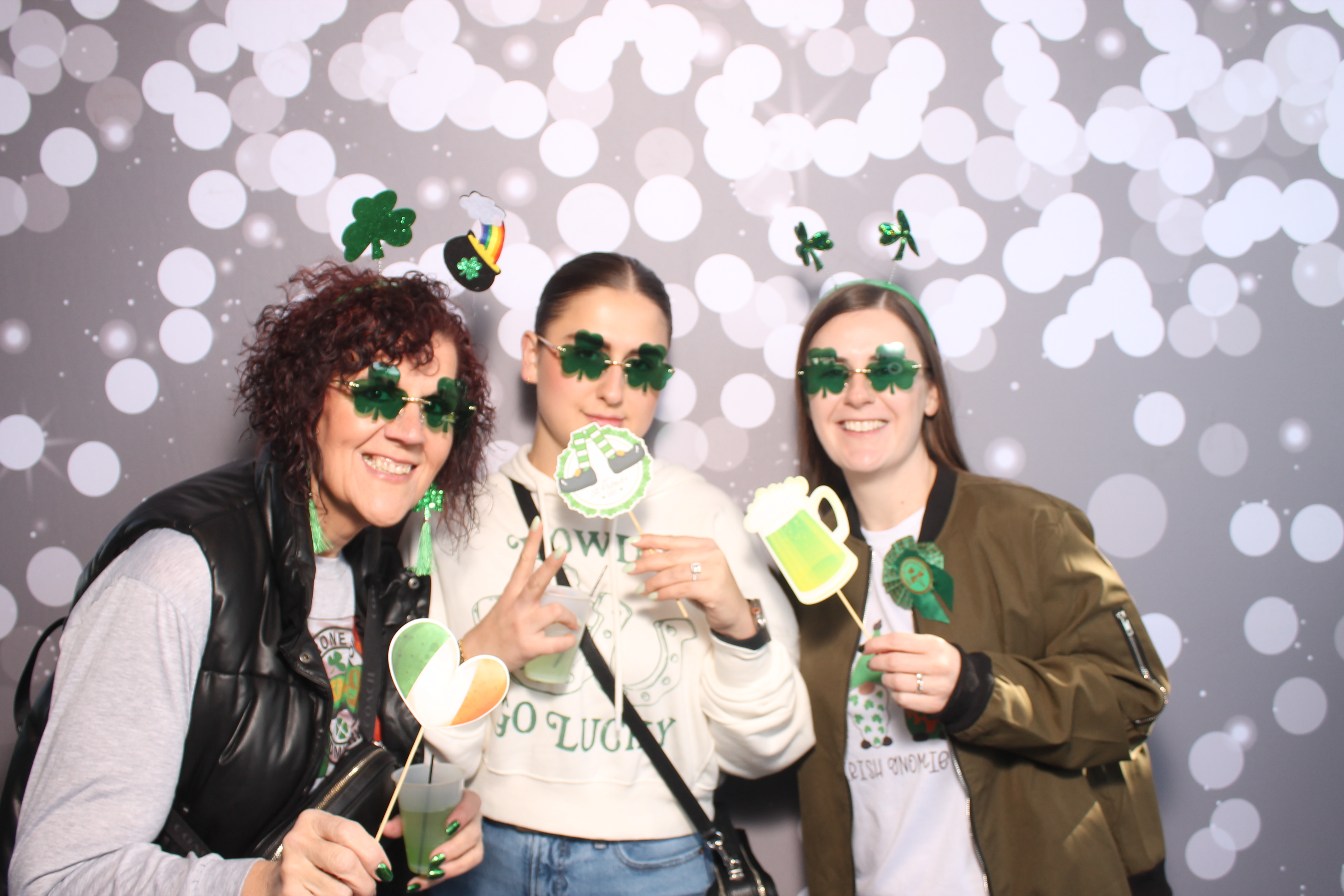 St Pattys Day | View more photos from the event at gallery.photoboothcincy.com/u/PhotoBoothCincy/St-Pattys-Day