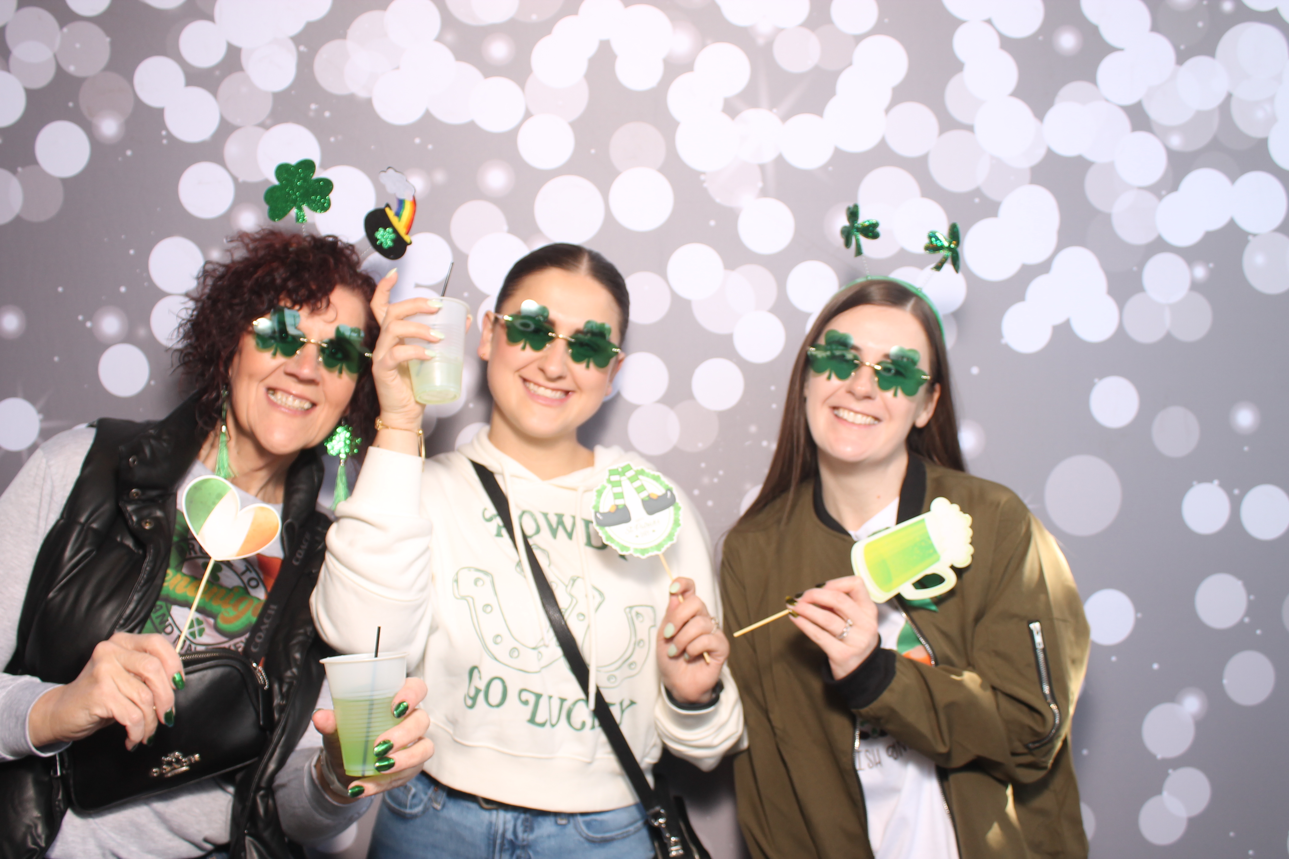 St Pattys Day | View more photos from the event at gallery.photoboothcincy.com/u/PhotoBoothCincy/St-Pattys-Day