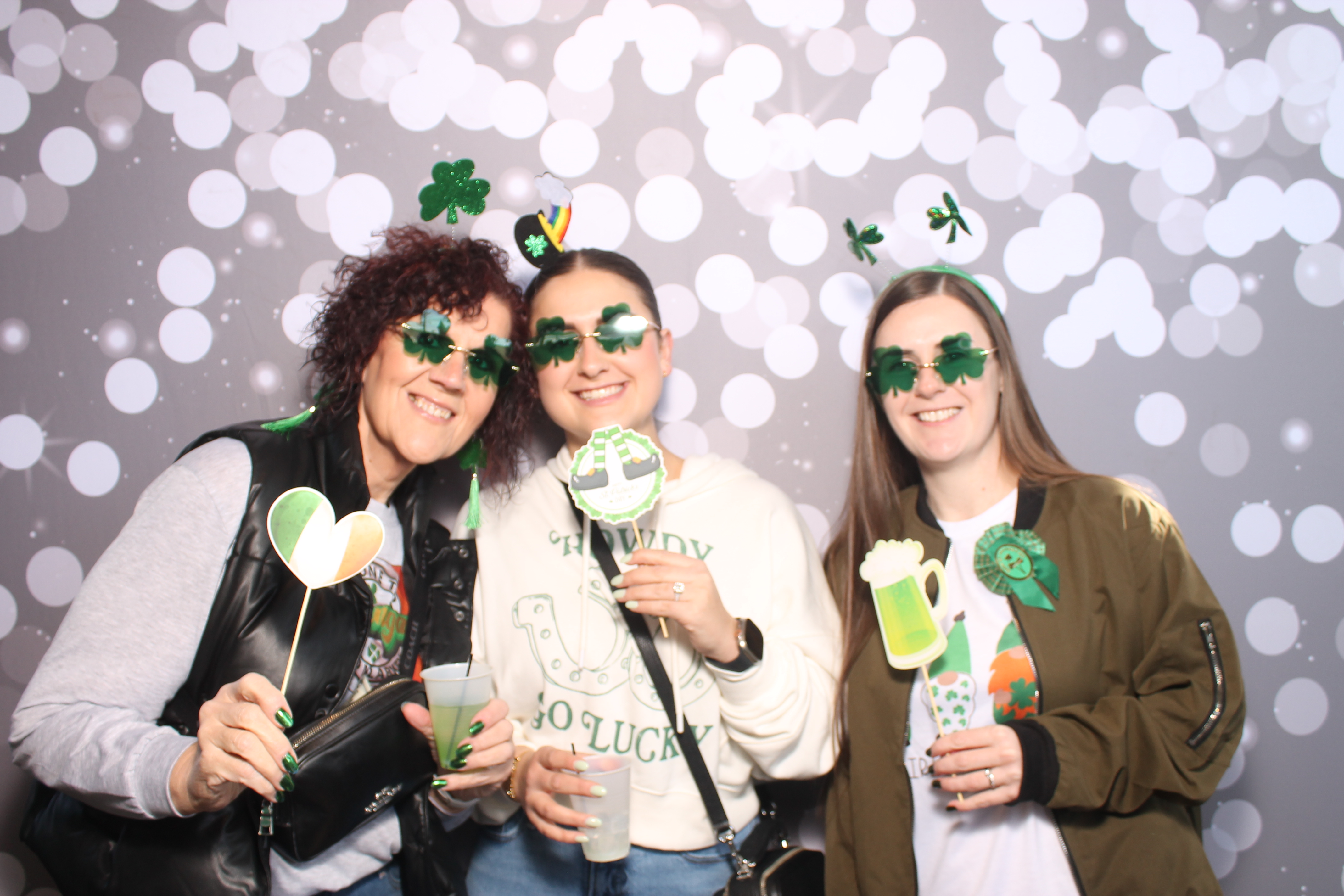 St Pattys Day | View more photos from the event at gallery.photoboothcincy.com/u/PhotoBoothCincy/St-Pattys-Day