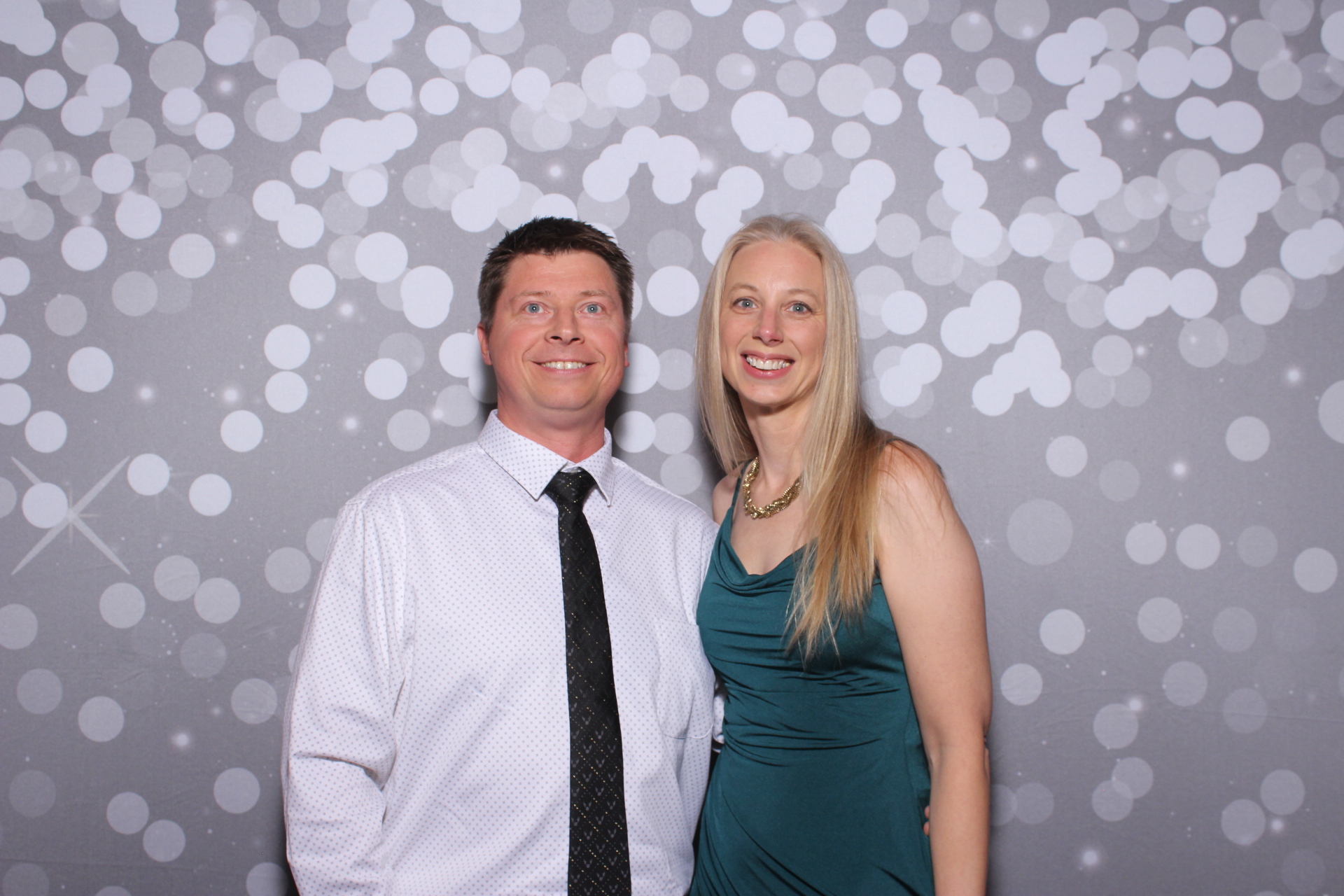 Standard Arrow Holiday Party | View more photos from the event at gallery.photoboothcincy.com/u/PhotoBoothCincy/Standard-Arrow-Holiday-Party