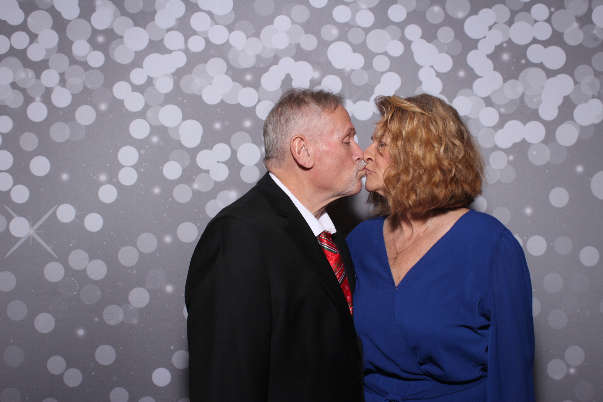Standard Arrow Holiday Party | View more photos from the event at gallery.photoboothcincy.com/u/PhotoBoothCincy/Standard-Arrow-Holiday-Party