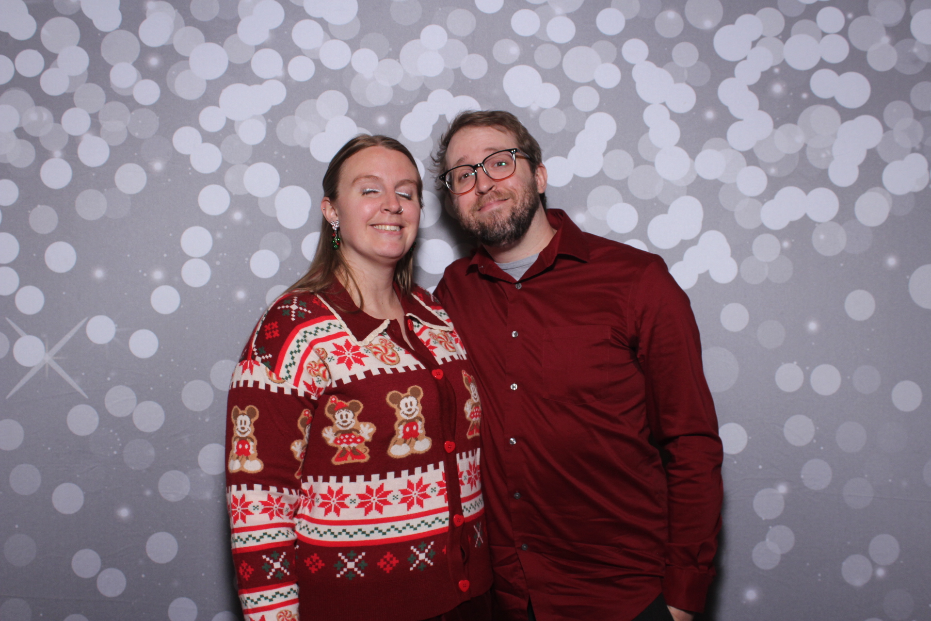 Standard Arrow Holiday Party | View more photos from the event at gallery.photoboothcincy.com/u/PhotoBoothCincy/Standard-Arrow-Holiday-Party