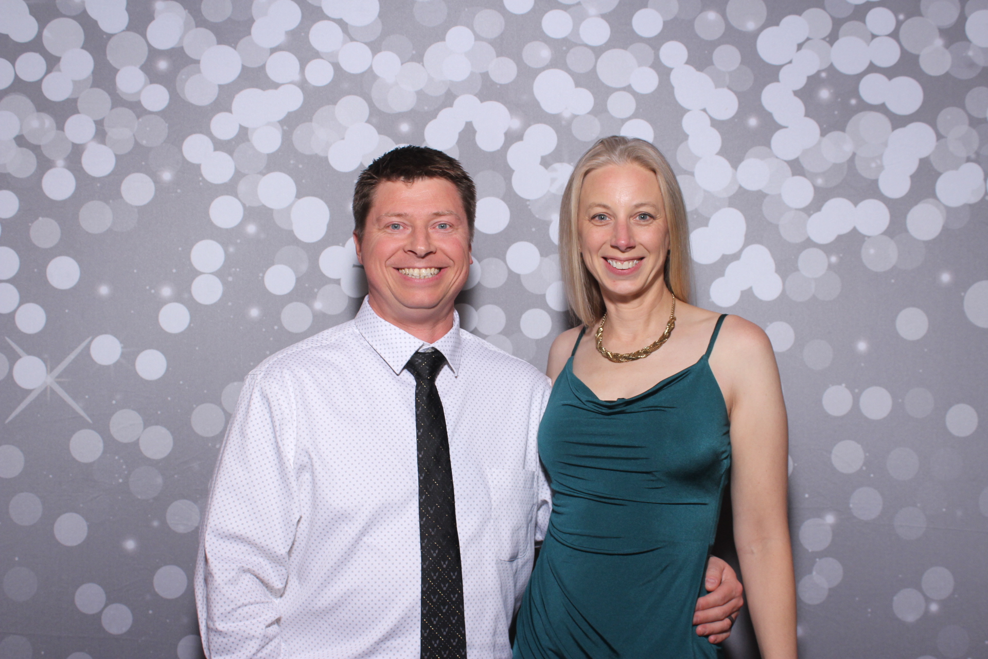 Standard Arrow Holiday Party | View more photos from the event at gallery.photoboothcincy.com/u/PhotoBoothCincy/Standard-Arrow-Holiday-Party