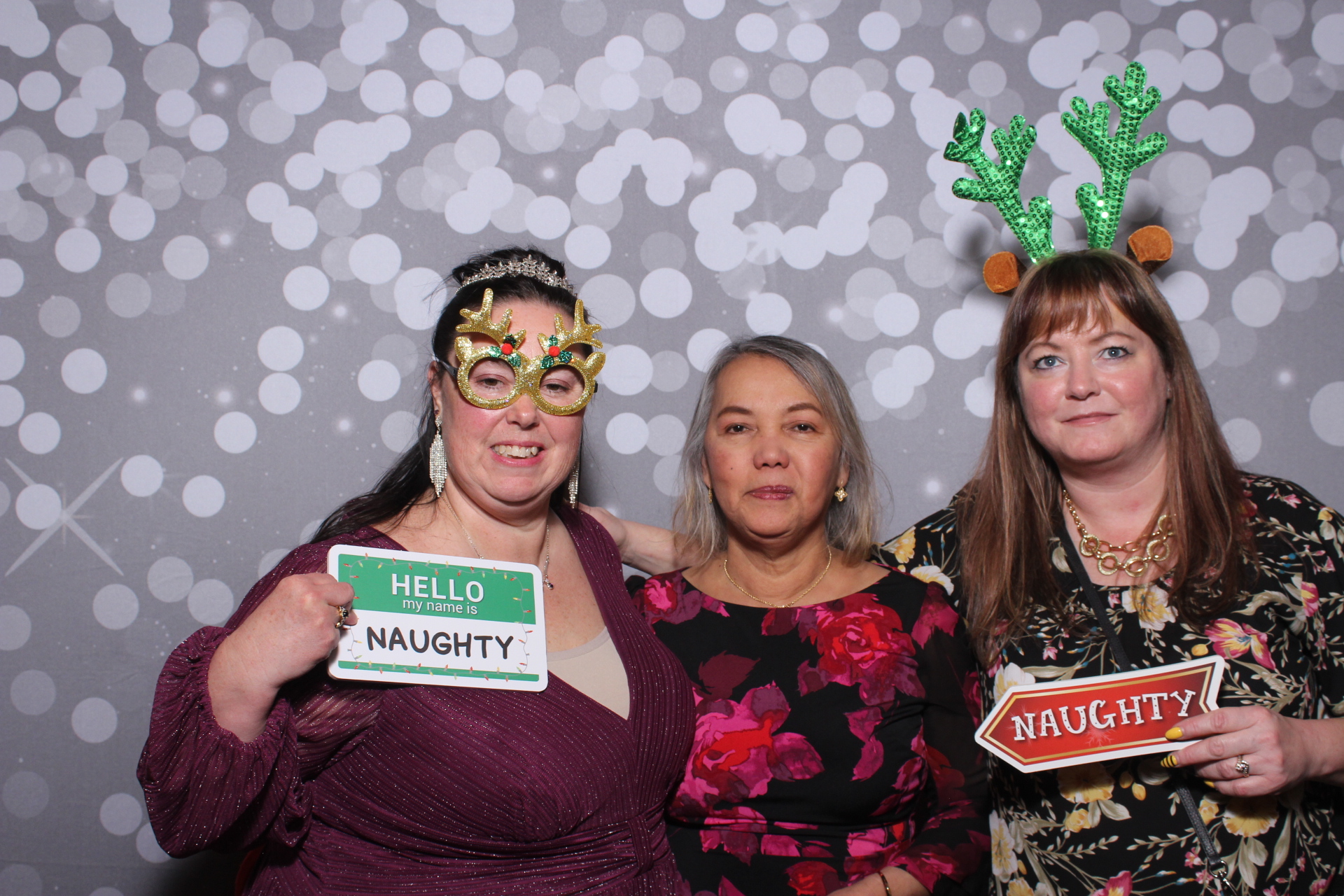 Standard Arrow Holiday Party | View more photos from the event at gallery.photoboothcincy.com/u/PhotoBoothCincy/Standard-Arrow-Holiday-Party