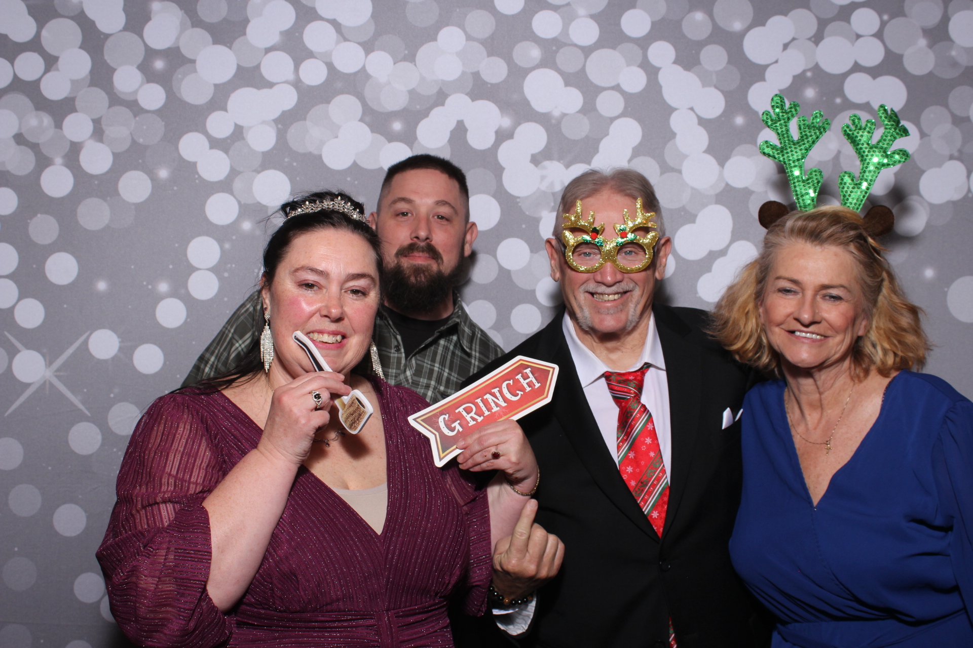 Standard Arrow Holiday Party | View more photos from the event at gallery.photoboothcincy.com/u/PhotoBoothCincy/Standard-Arrow-Holiday-Party