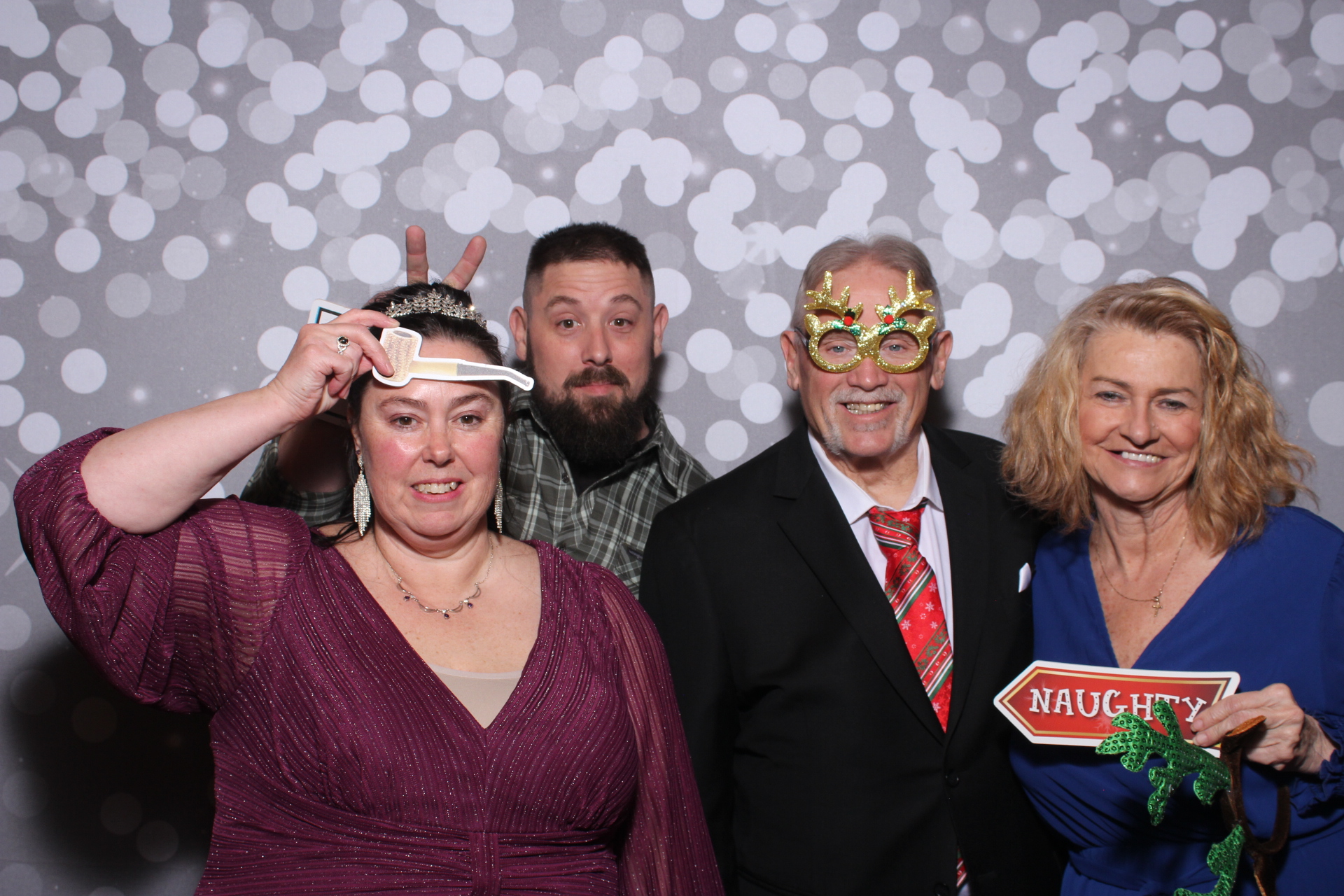 Standard Arrow Holiday Party | View more photos from the event at gallery.photoboothcincy.com/u/PhotoBoothCincy/Standard-Arrow-Holiday-Party