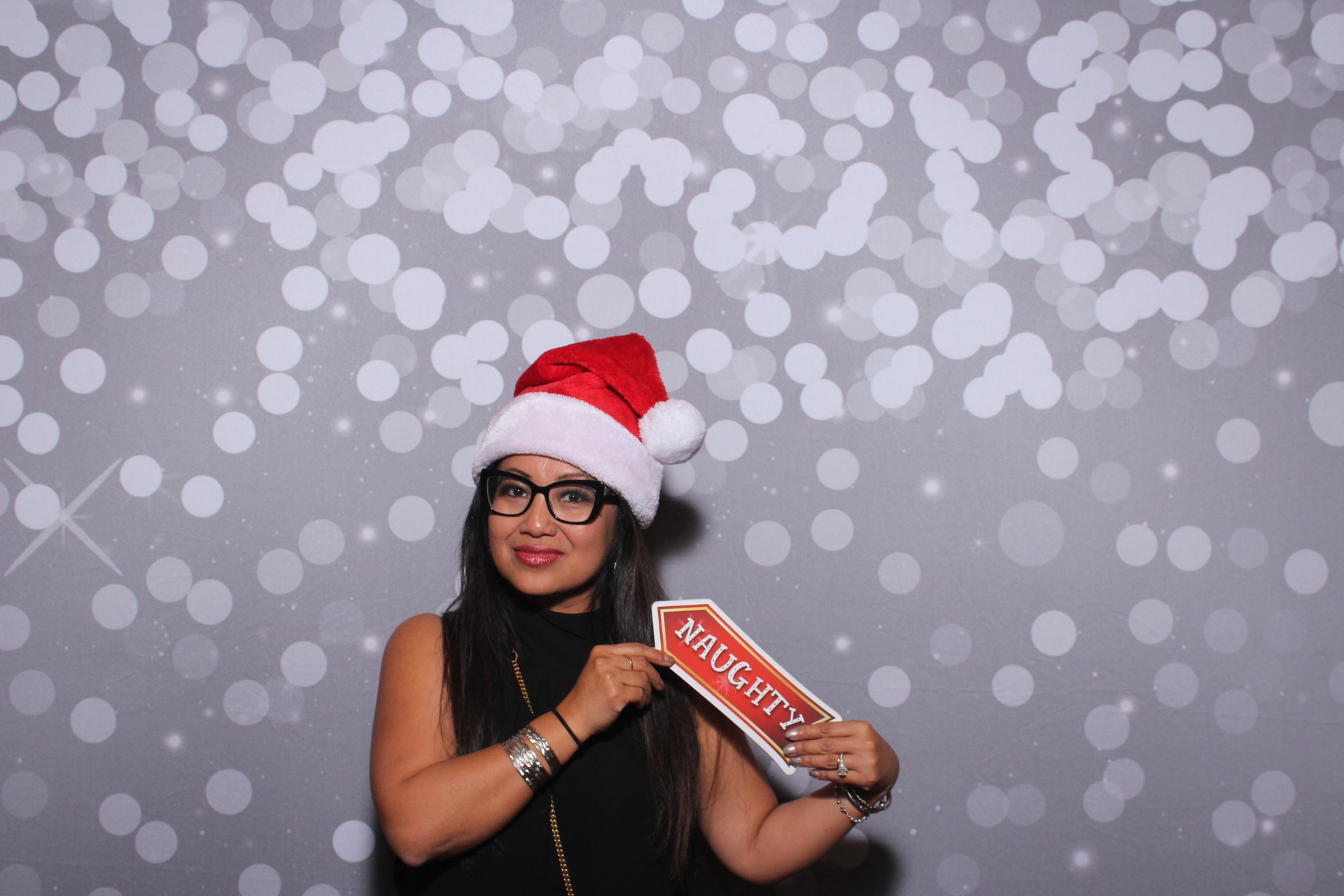 Standard Arrow Holiday Party | View more photos from the event at gallery.photoboothcincy.com/u/PhotoBoothCincy/Standard-Arrow-Holiday-Party
