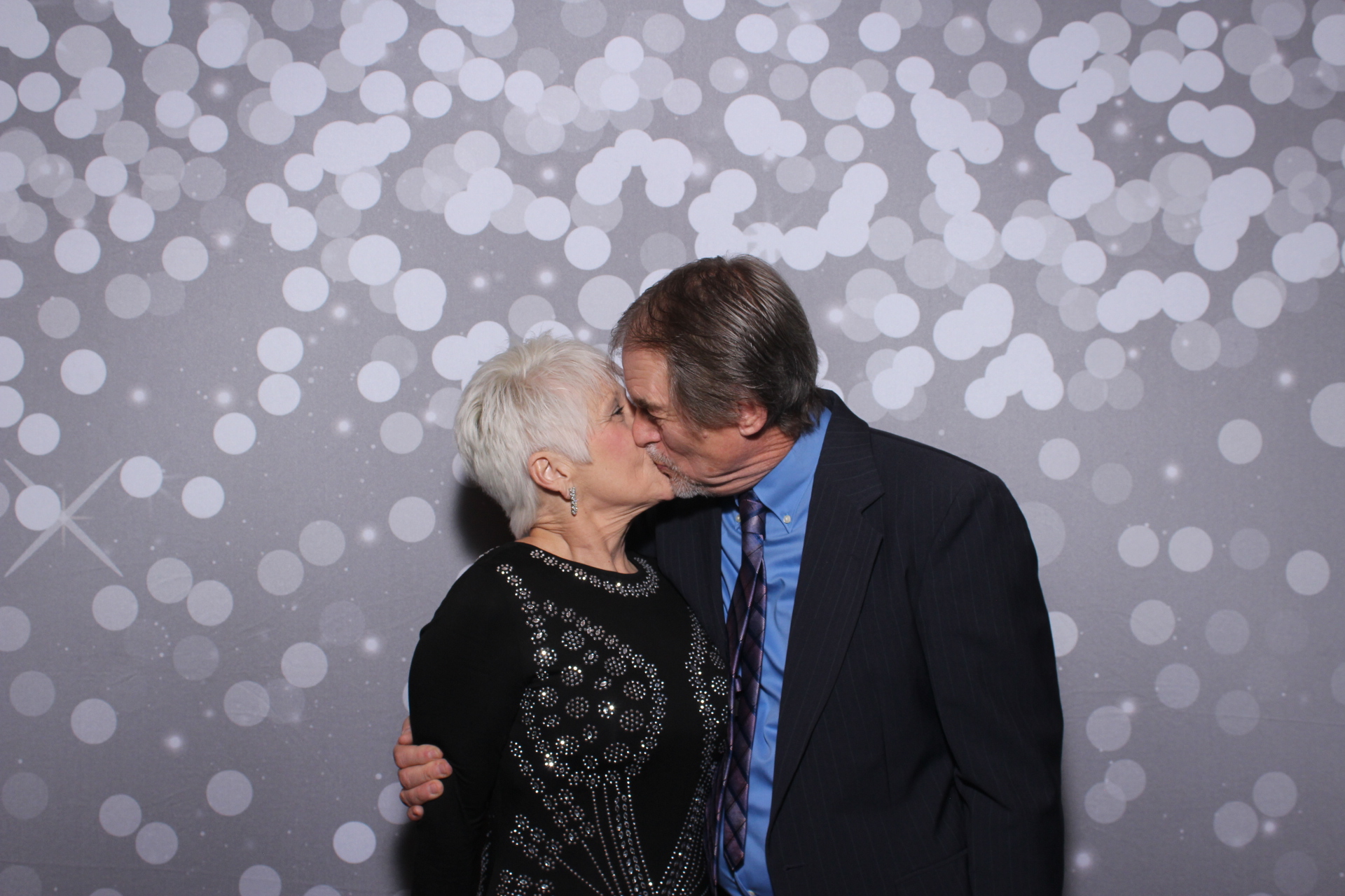 Standard Arrow Holiday Party | View more photos from the event at gallery.photoboothcincy.com/u/PhotoBoothCincy/Standard-Arrow-Holiday-Party