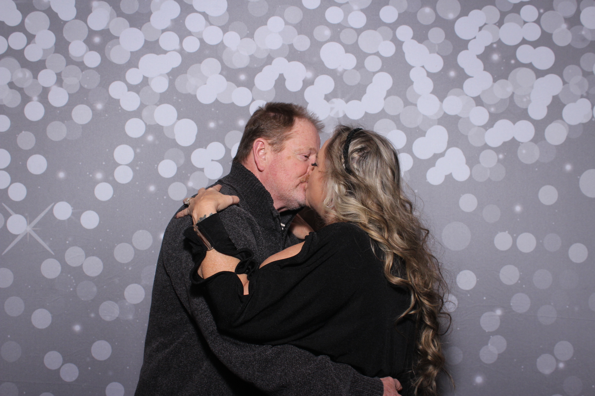 Standard Arrow Holiday Party | View more photos from the event at gallery.photoboothcincy.com/u/PhotoBoothCincy/Standard-Arrow-Holiday-Party