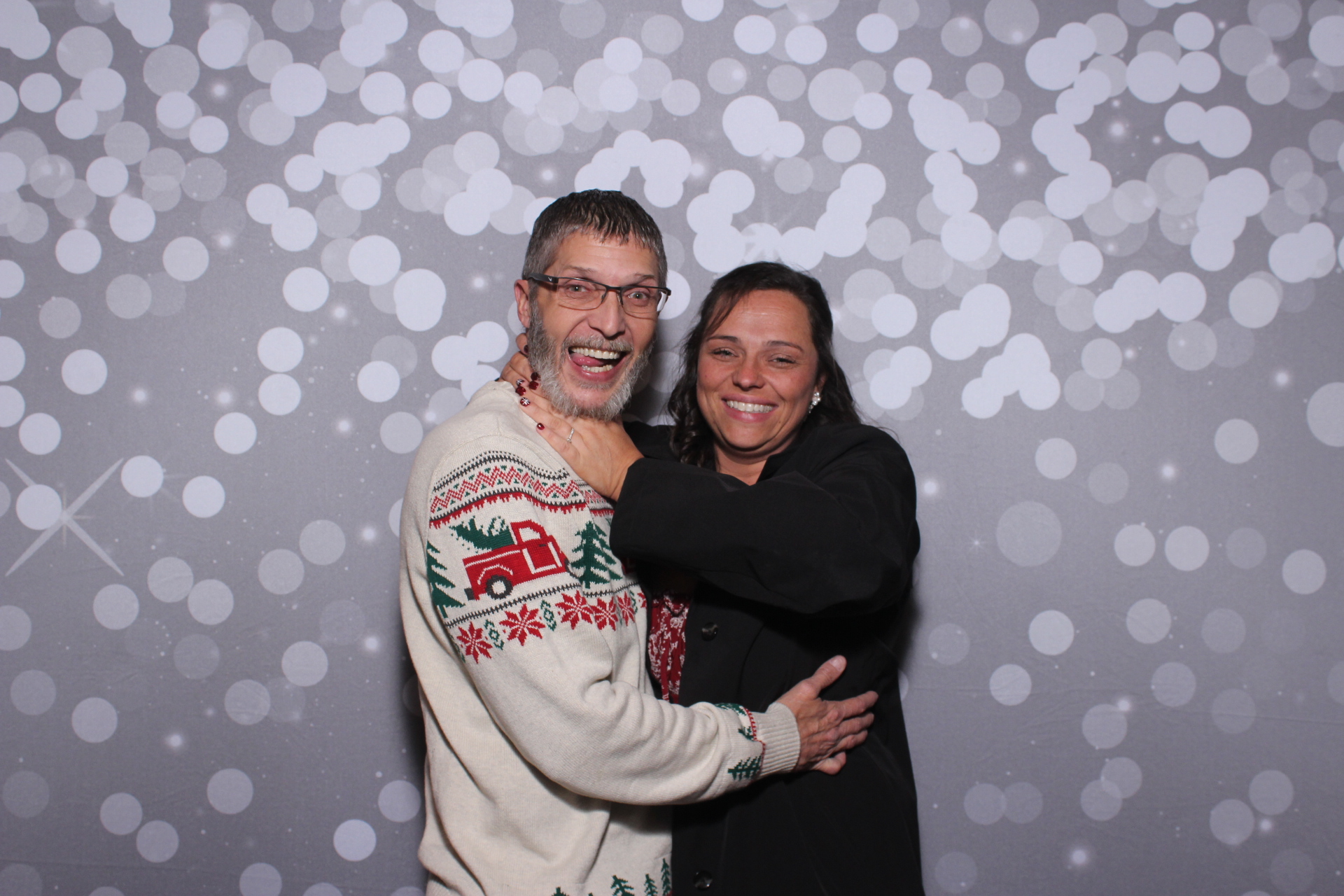 Standard Arrow Holiday Party | View more photos from the event at gallery.photoboothcincy.com/u/PhotoBoothCincy/Standard-Arrow-Holiday-Party