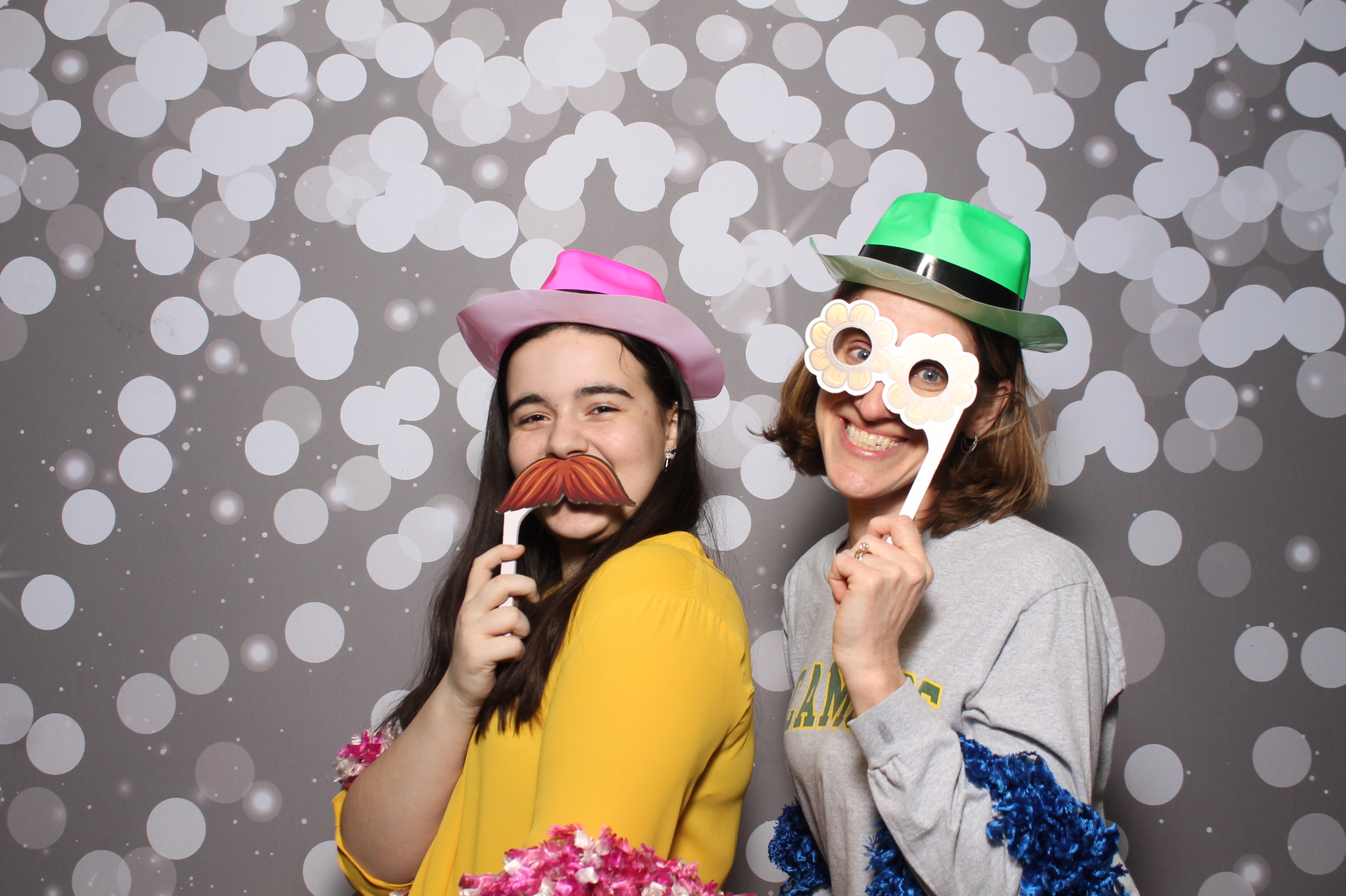Sycamore Odd Couples Ball | View more photos from the event at gallery.photoboothcincy.com/u/PhotoBoothCincy/Sycamore-Odd-Couples-Ball
