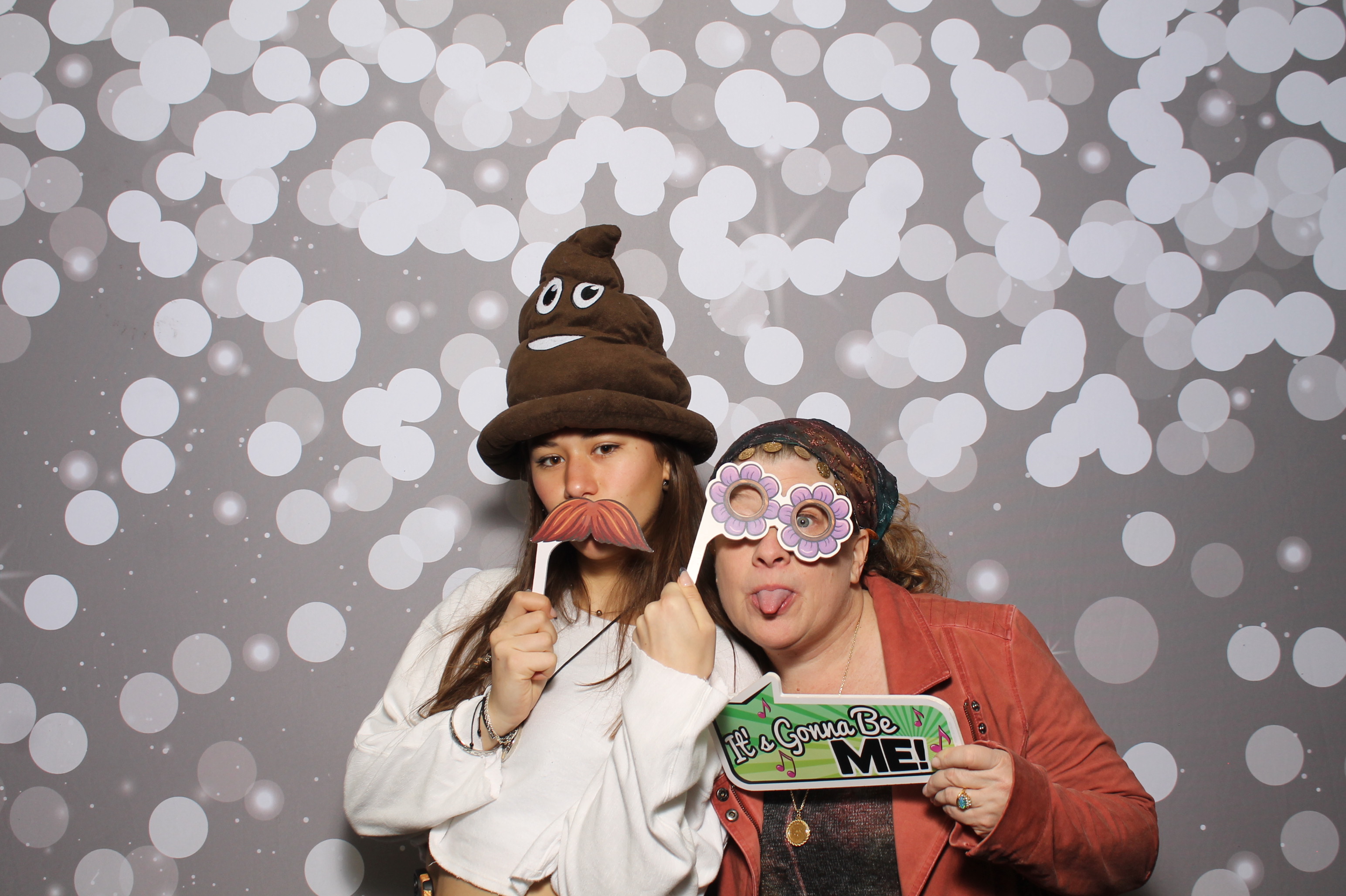 Sycamore Odd Couples Ball | View more photos from the event at gallery.photoboothcincy.com/u/PhotoBoothCincy/Sycamore-Odd-Couples-Ball